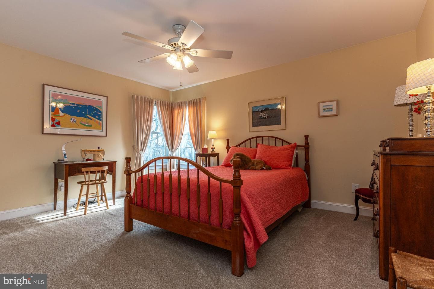 820 Waverly Road photo 27