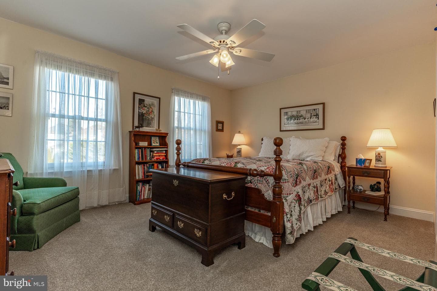 820 Waverly Road photo 29