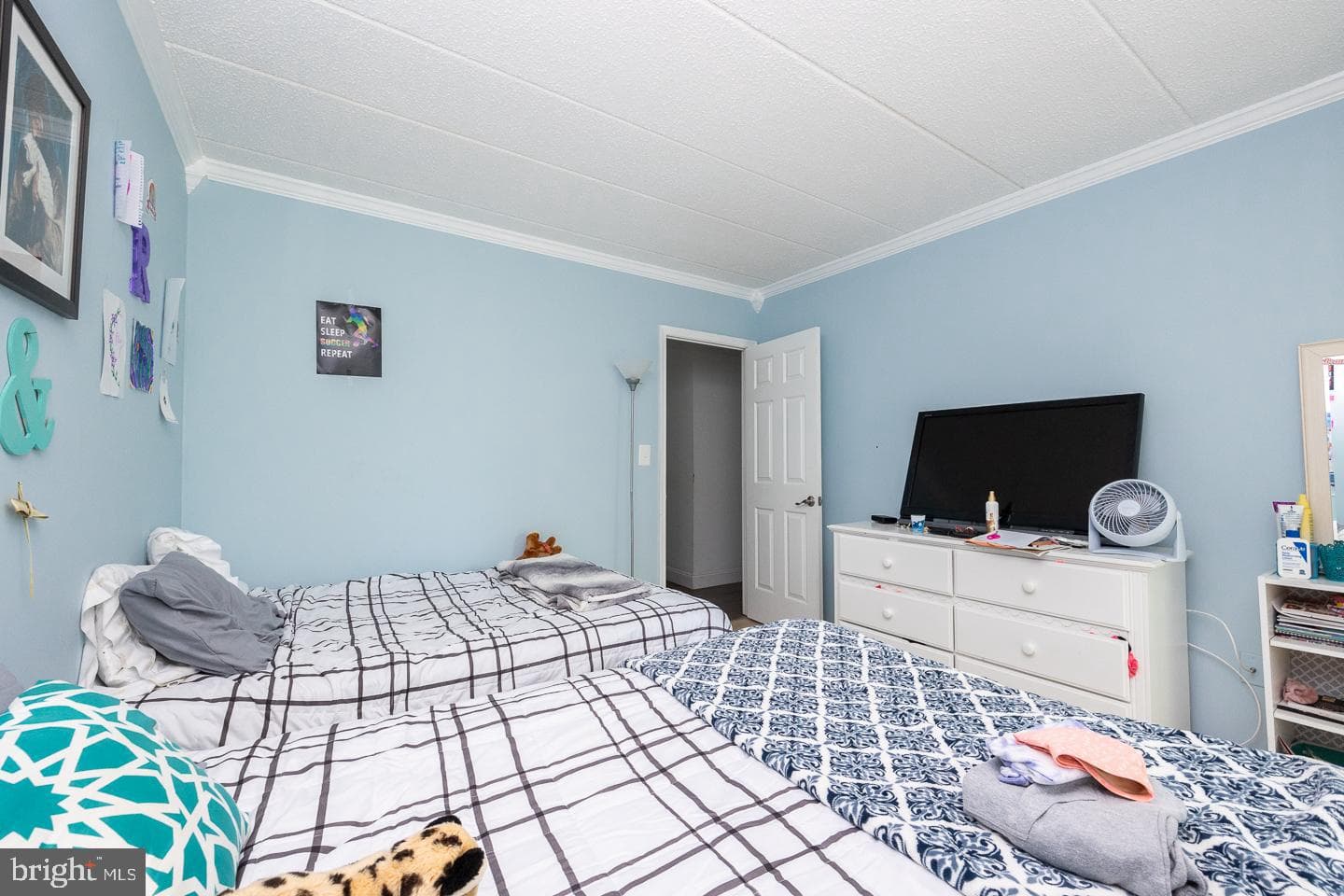 750 E Marshall Street #402 photo 14