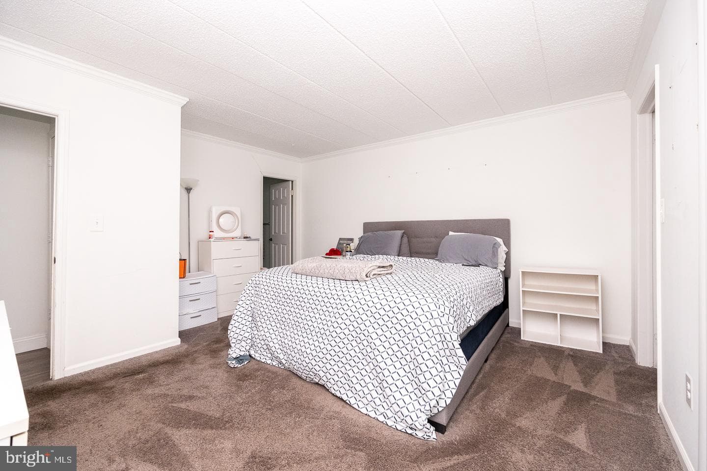 750 E Marshall Street #402 photo 16