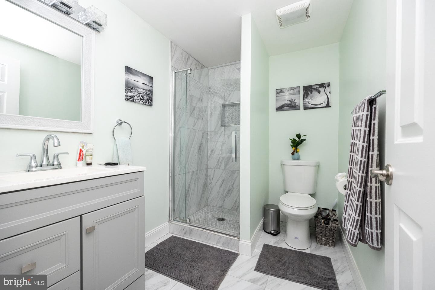 750 E Marshall Street #402 photo 18