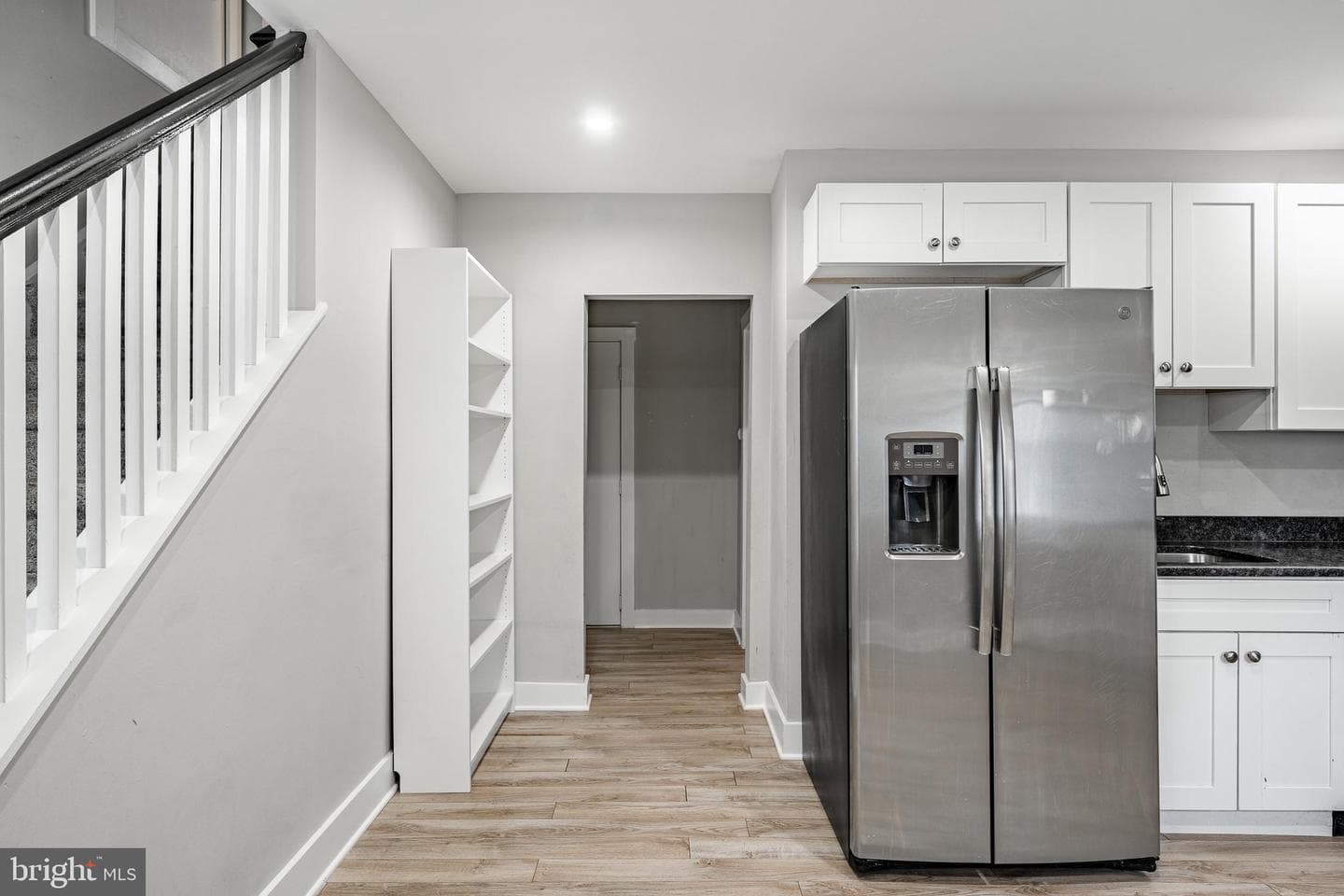 530 Richards Road photo 10