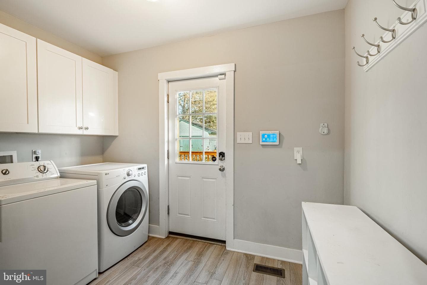 530 Richards Road photo 23