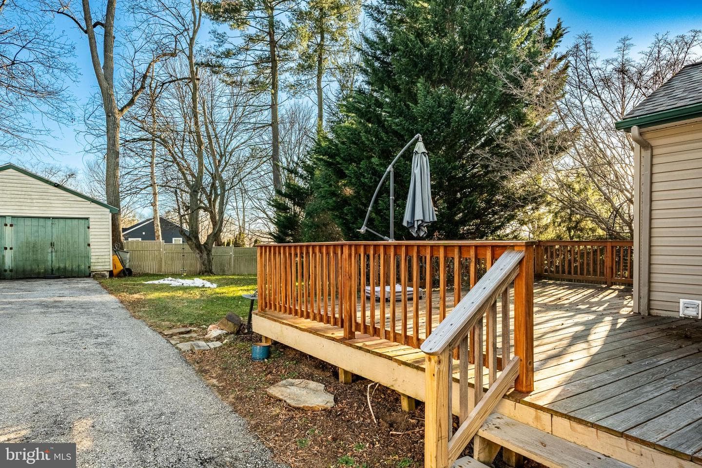 530 Richards Road photo 28