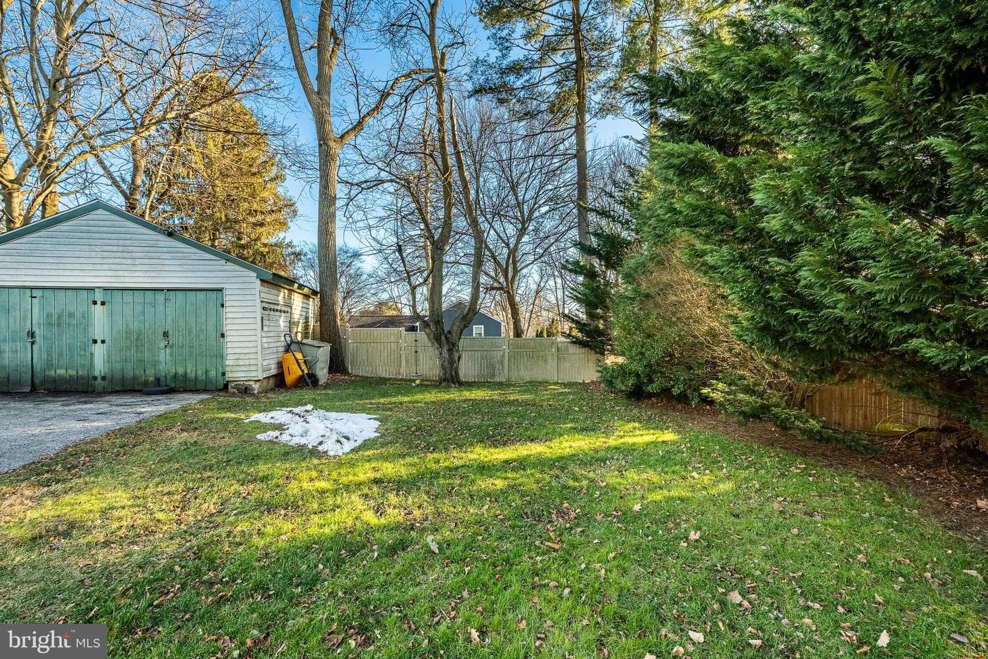 530 Richards Road photo 29