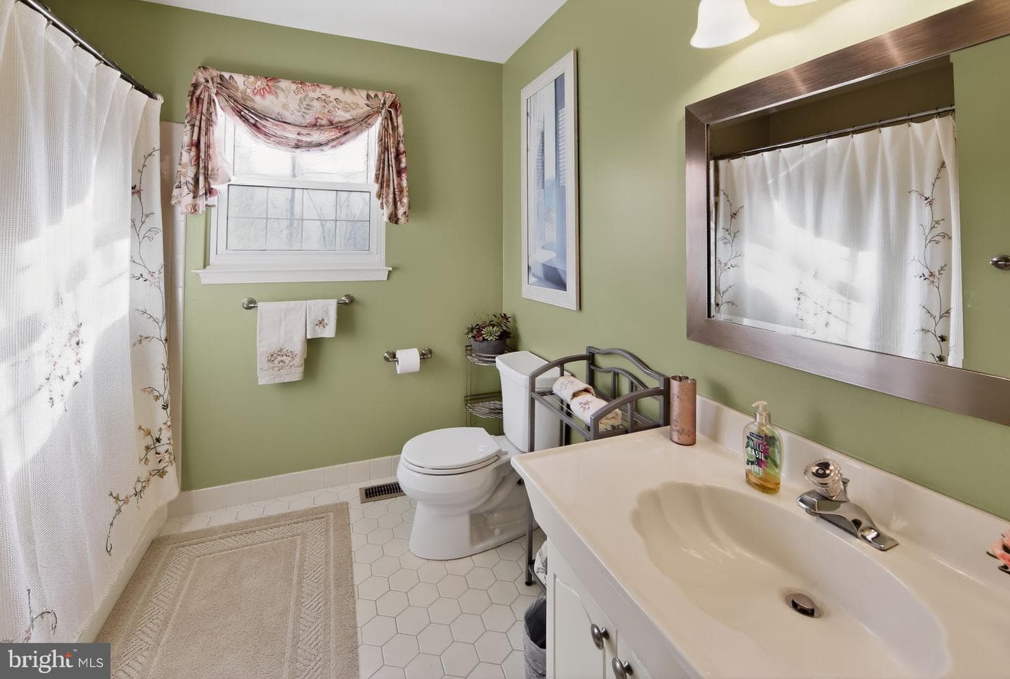 804 Plumtry Drive photo 32
