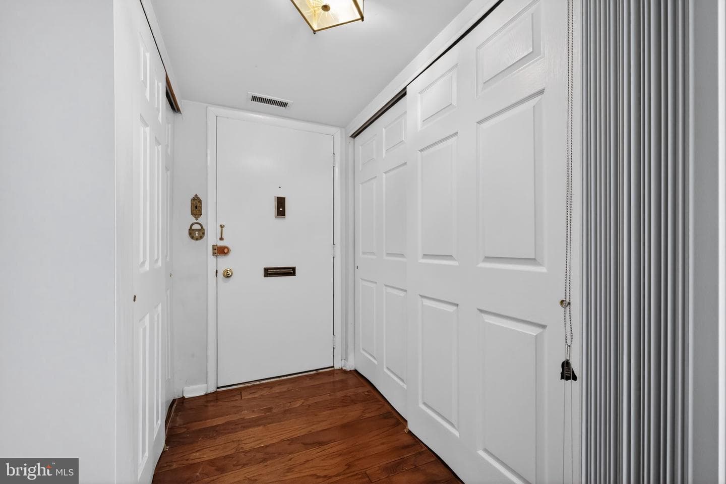 194 Summit House photo 5