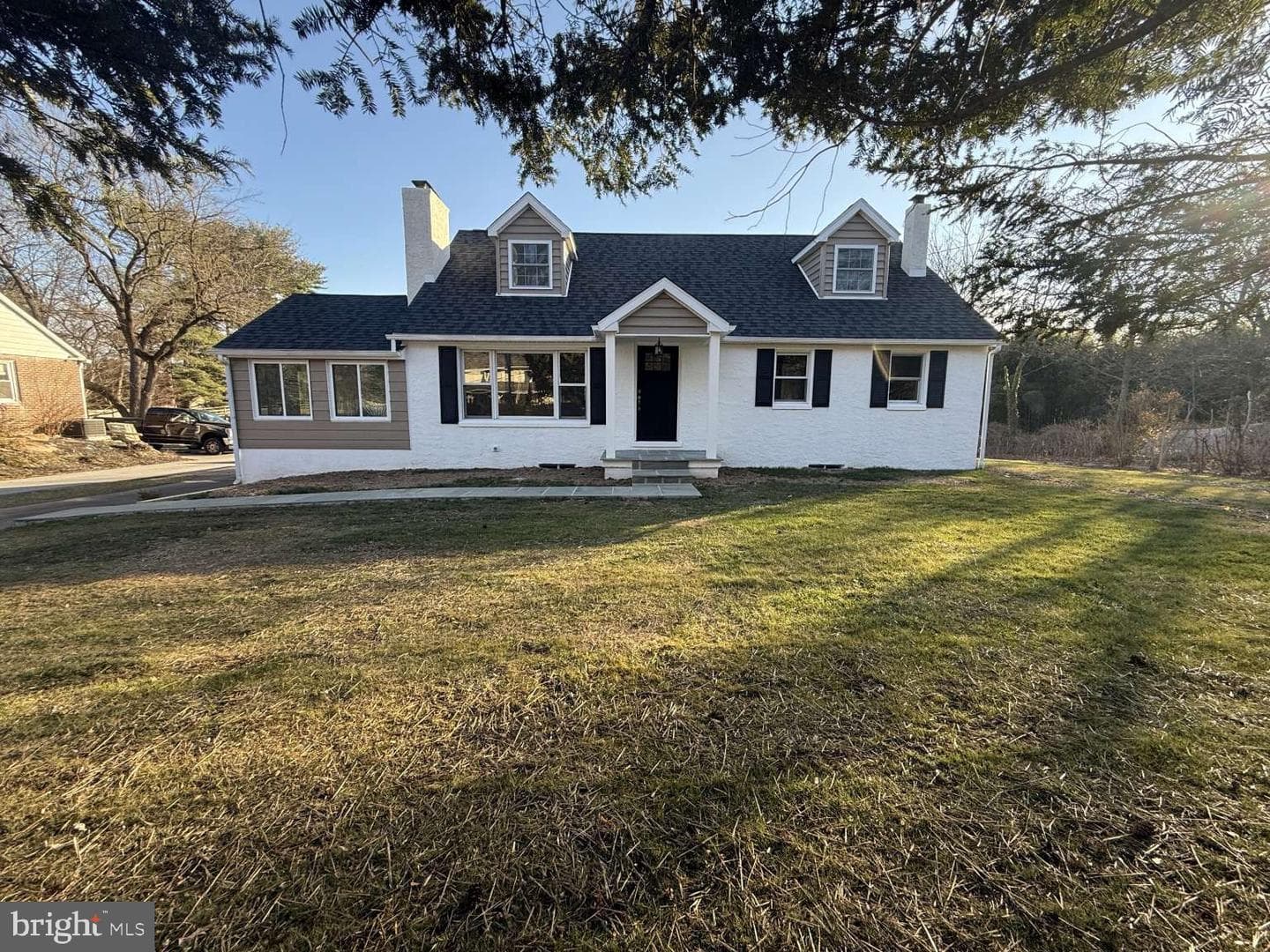 546 W Boot Road photo 1