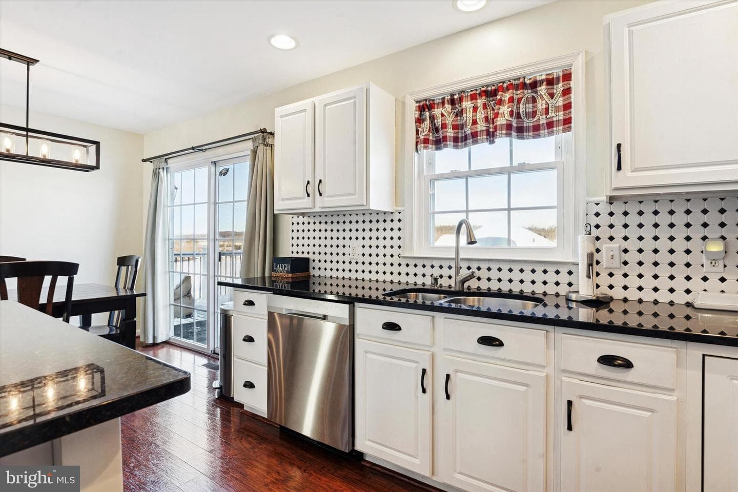 815 Chestnut Hill Road photo 11