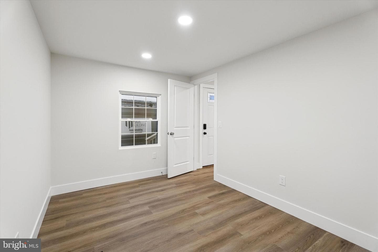 114 Linden Drive photo 6