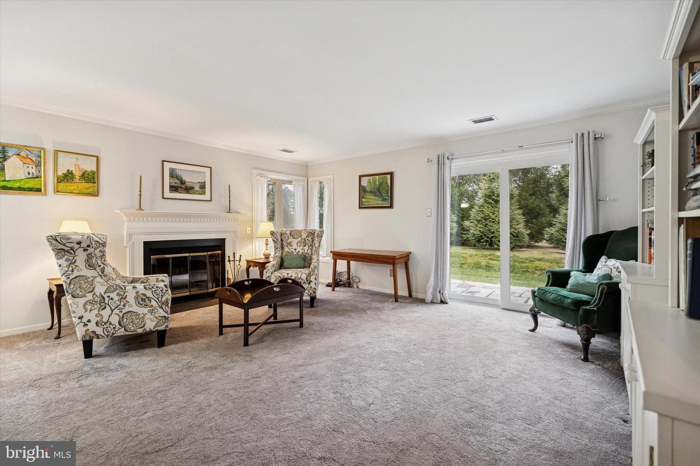 338 Devon Way photo 5