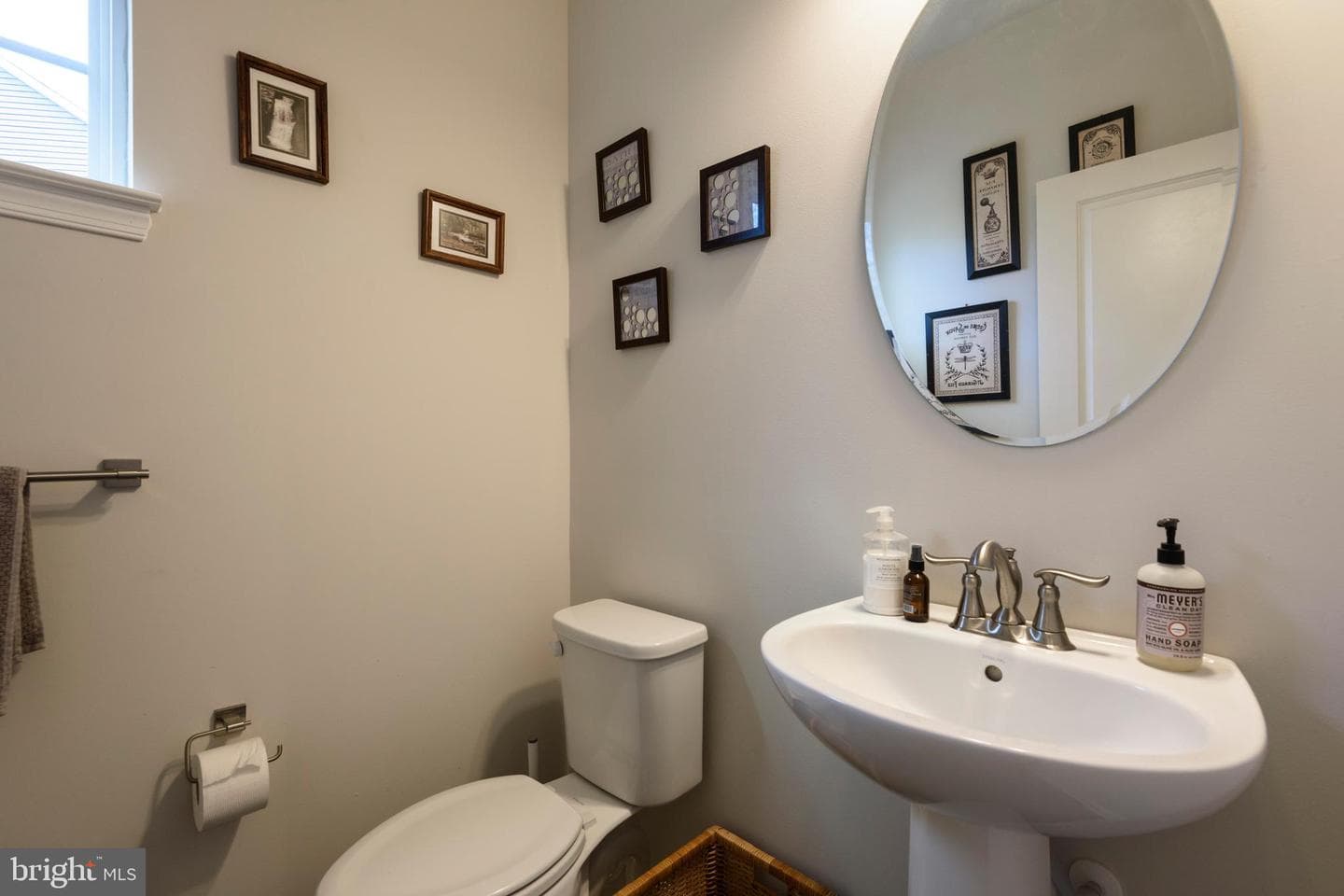 1249 Anderlea Drive photo 17