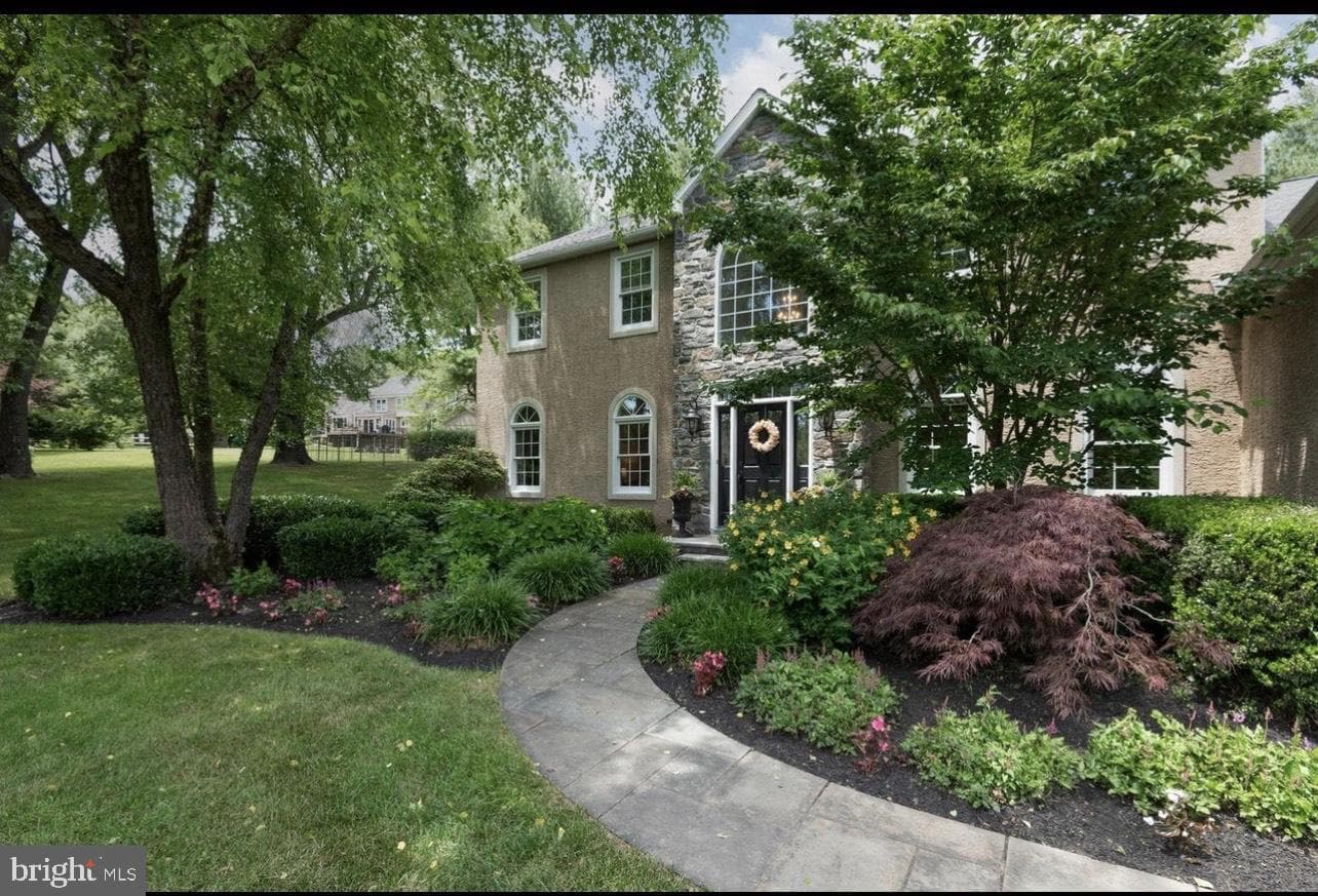 239 Heather Ridge Circle photo 2