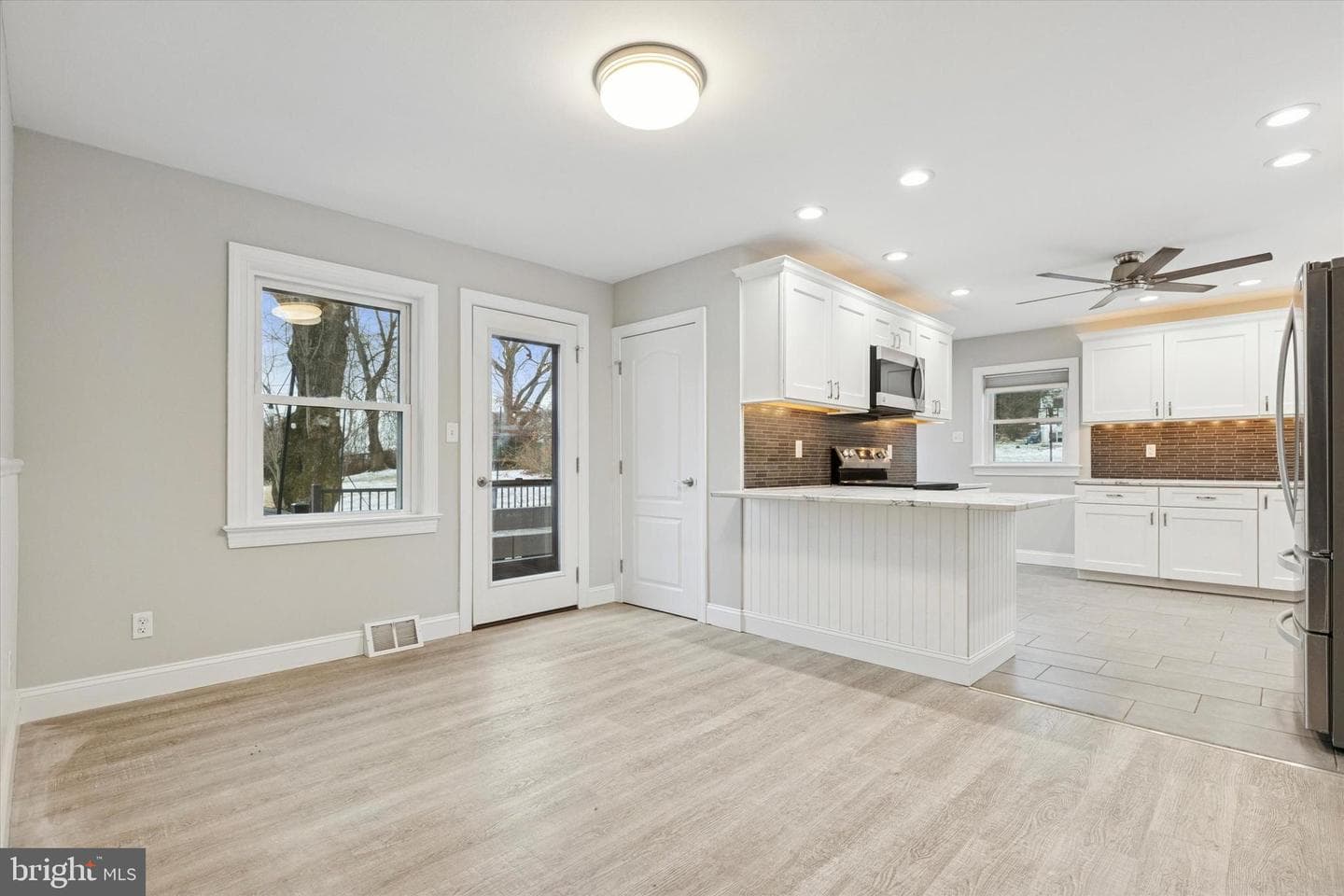 208 Cheyney Drive photo 5