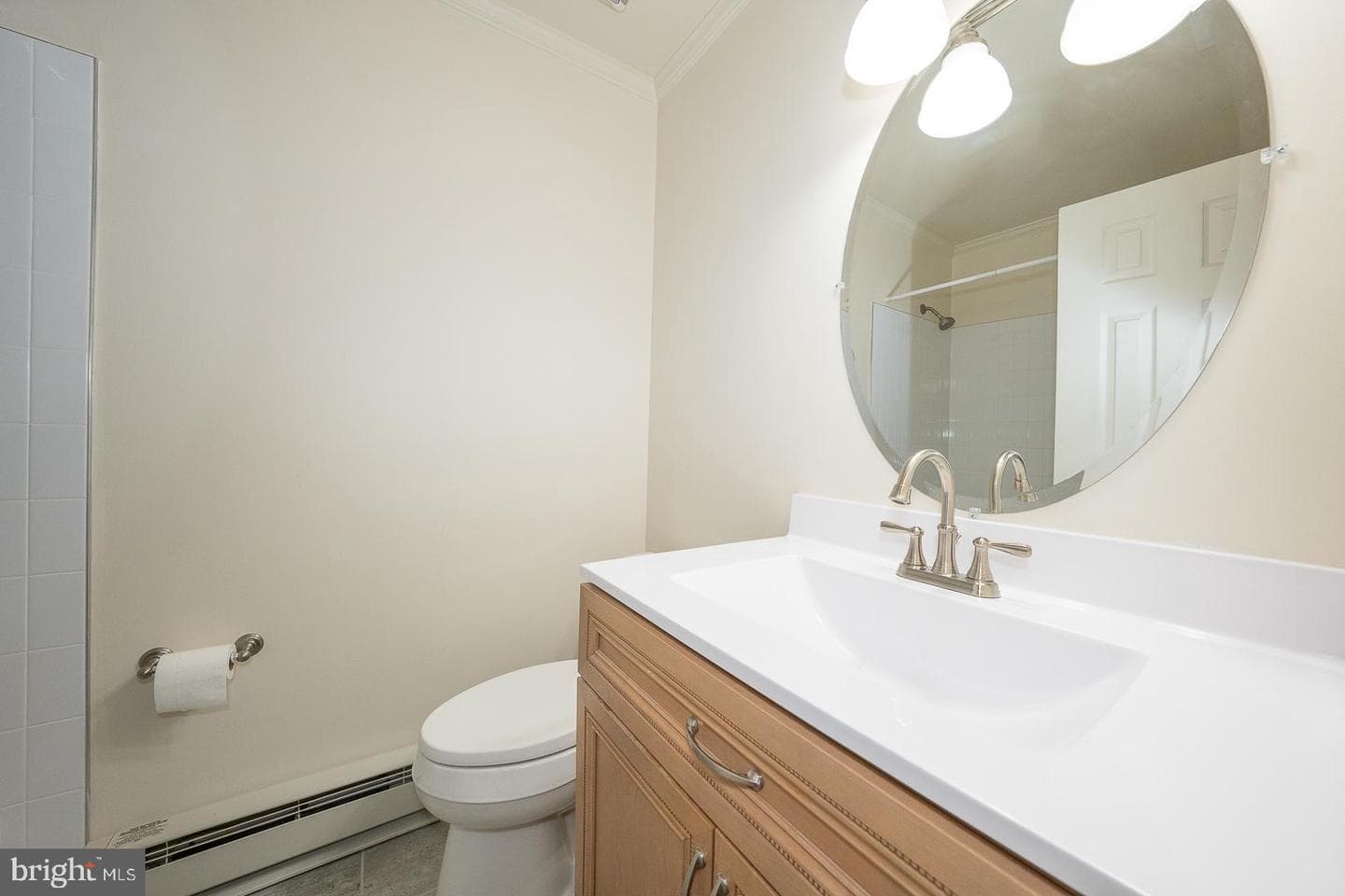 2 Martins Lane photo 28