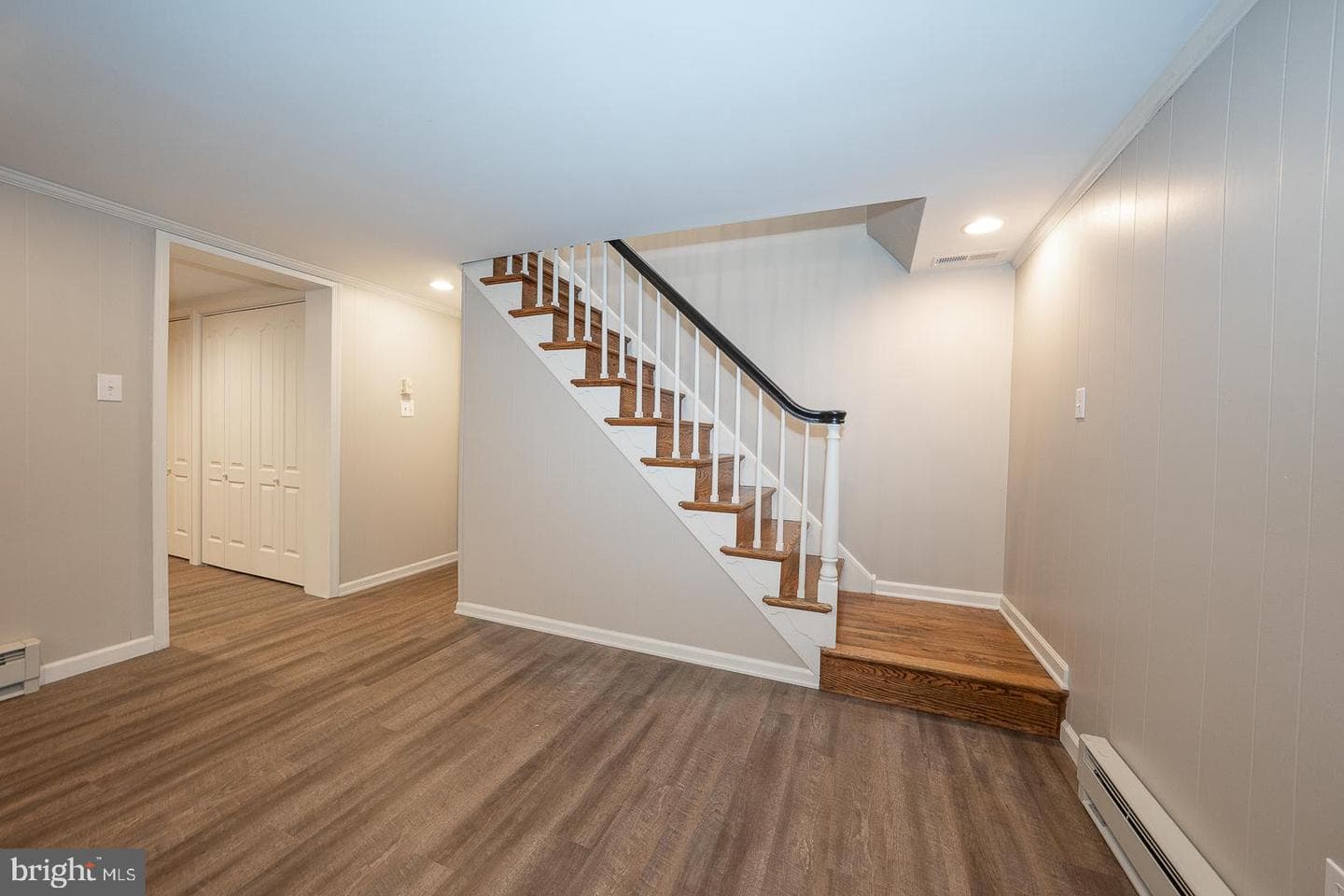 2 Martins Lane photo 31