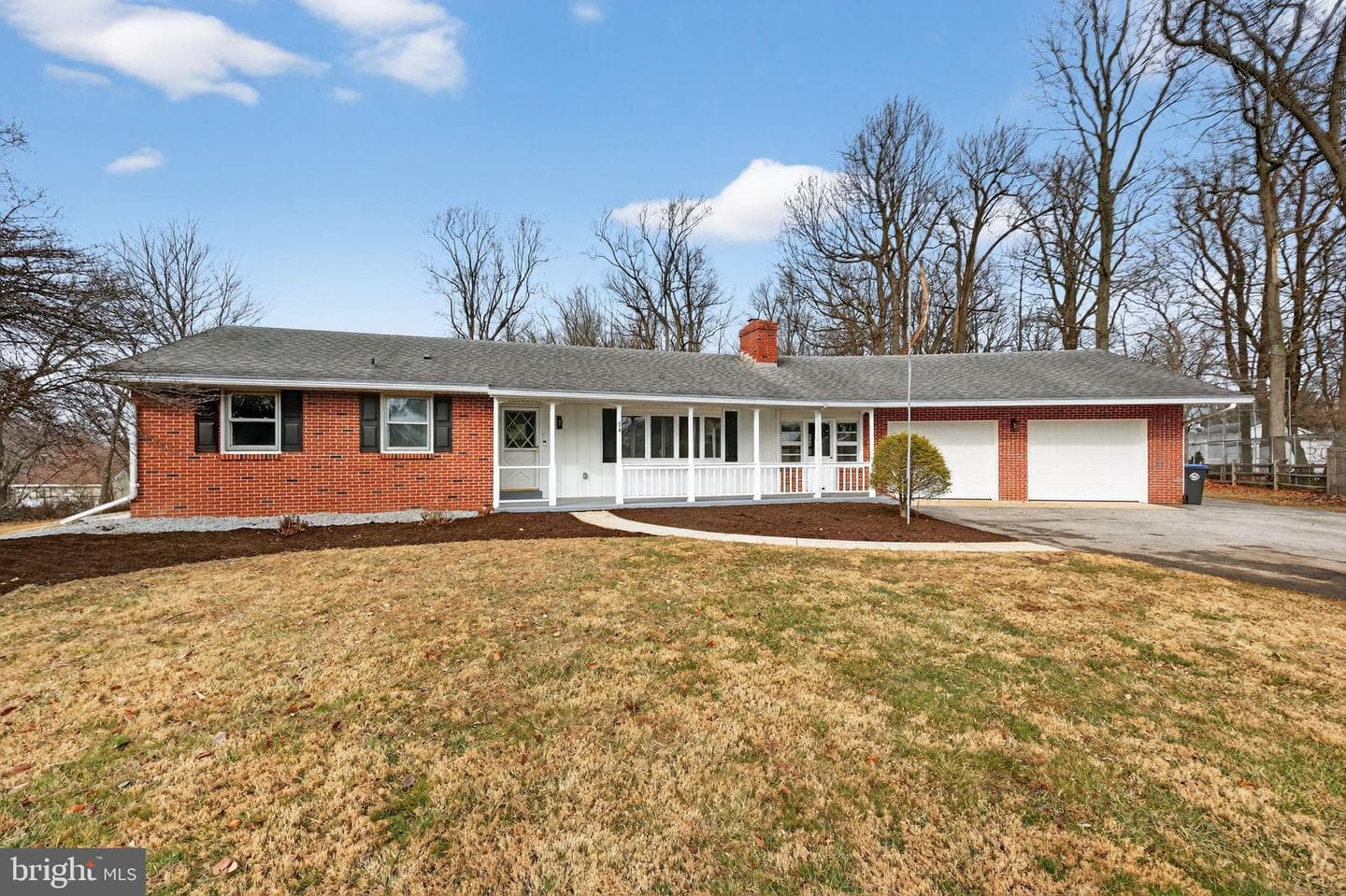 54 Hannum Drive photo 1
