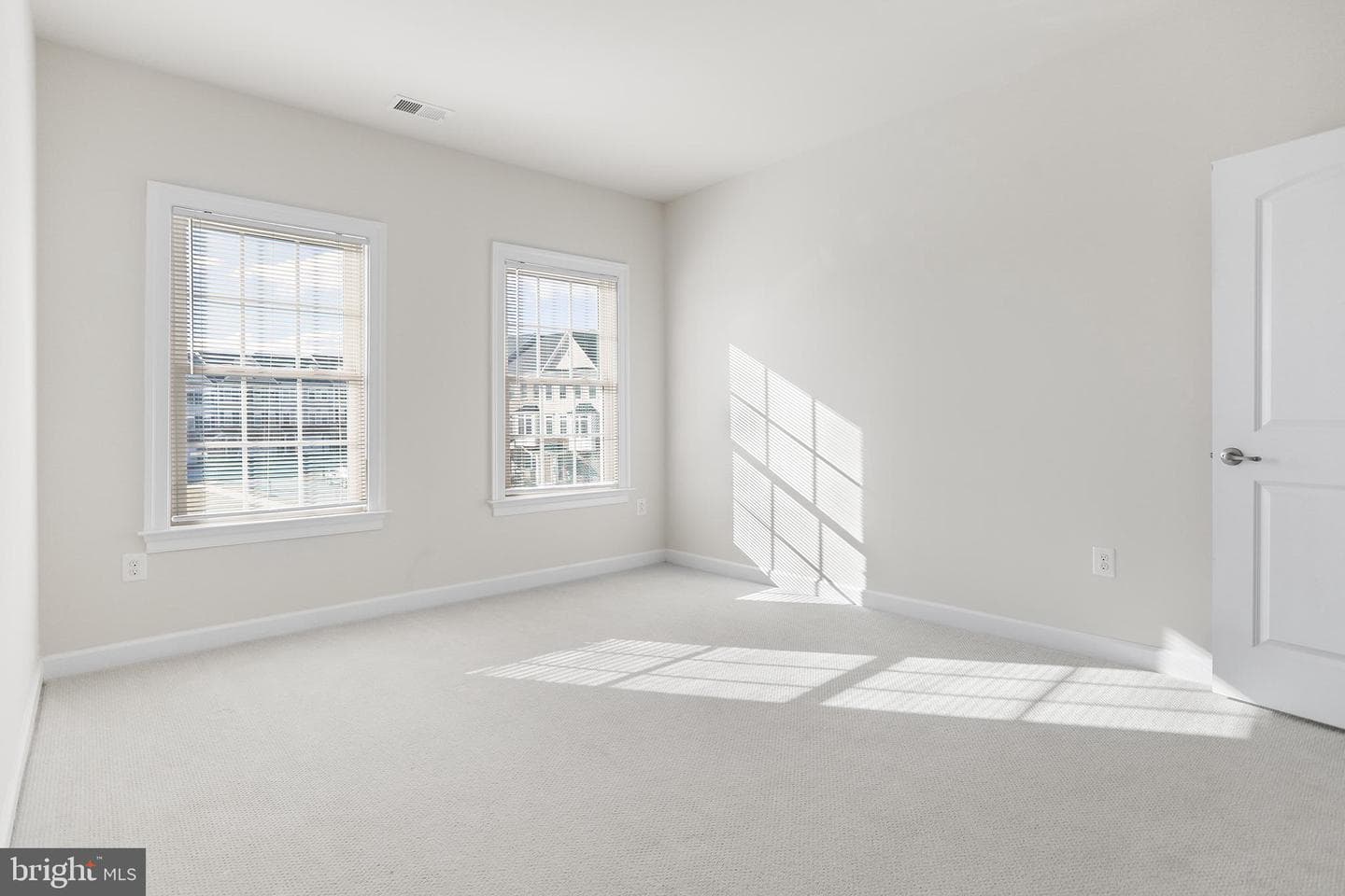 603 Stonecliffe Road photo 22