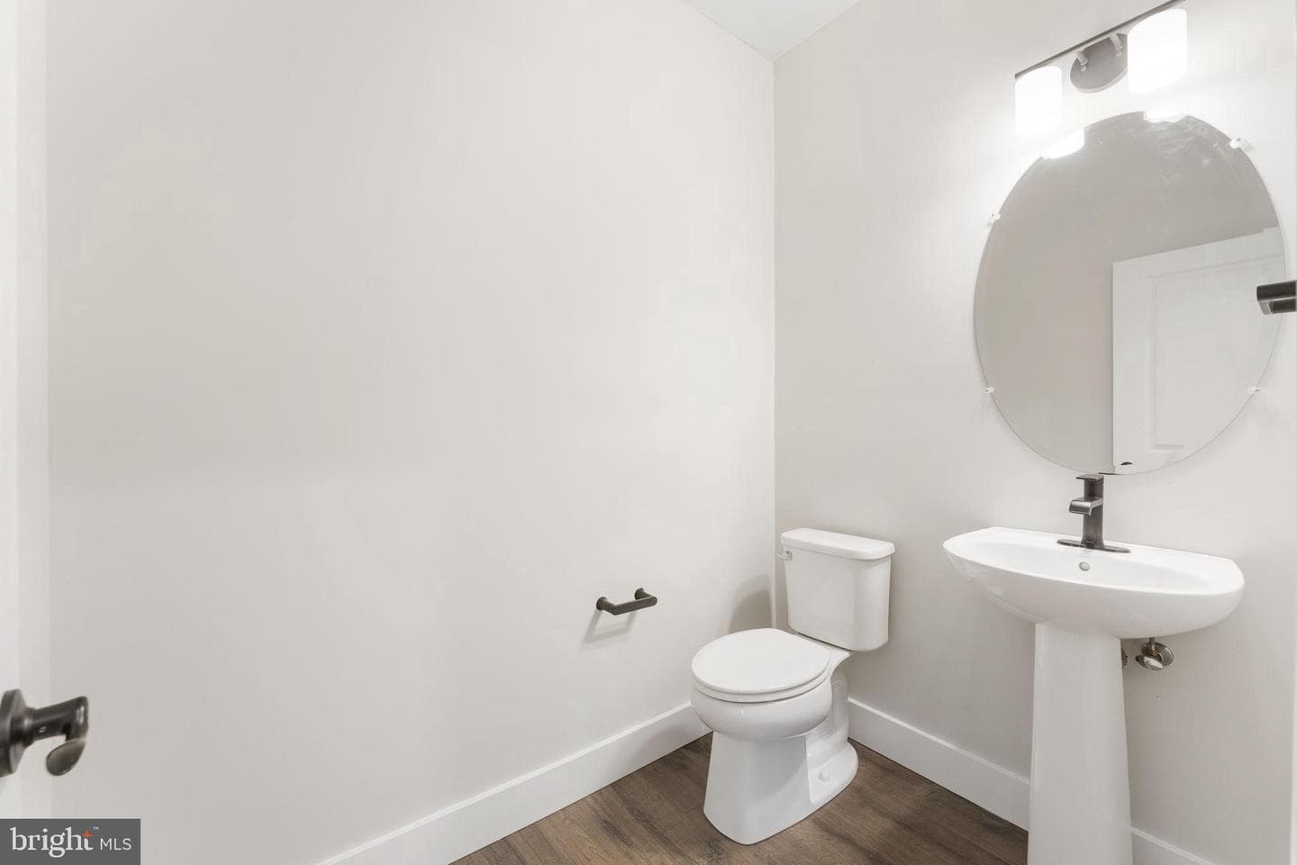 108 Ferry Lane photo 13