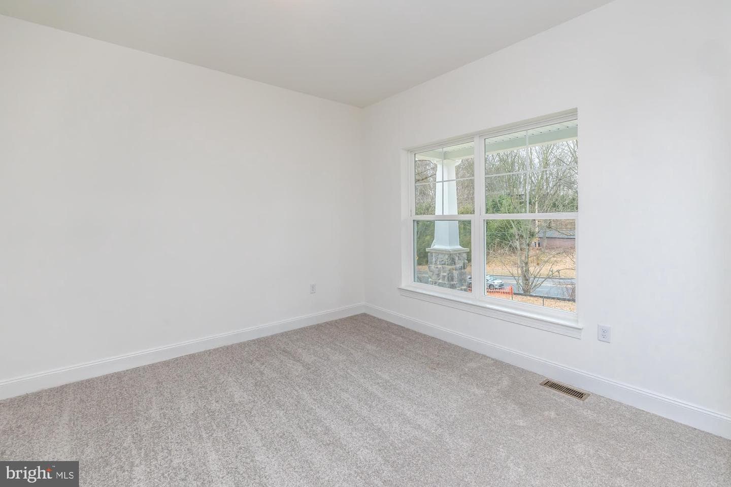 222 W Uwchlan Avenue photo 13