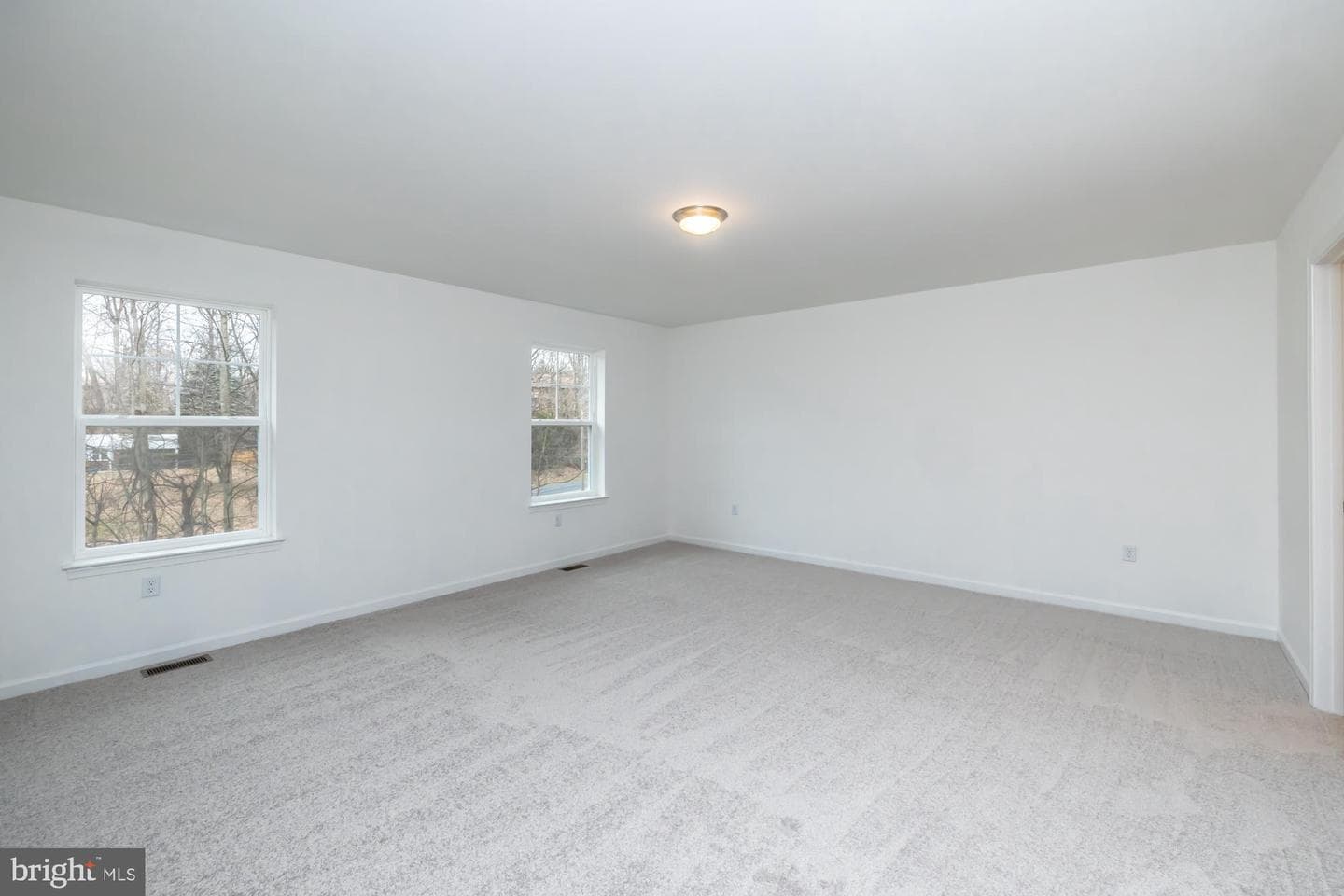 222 W Uwchlan Avenue photo 38