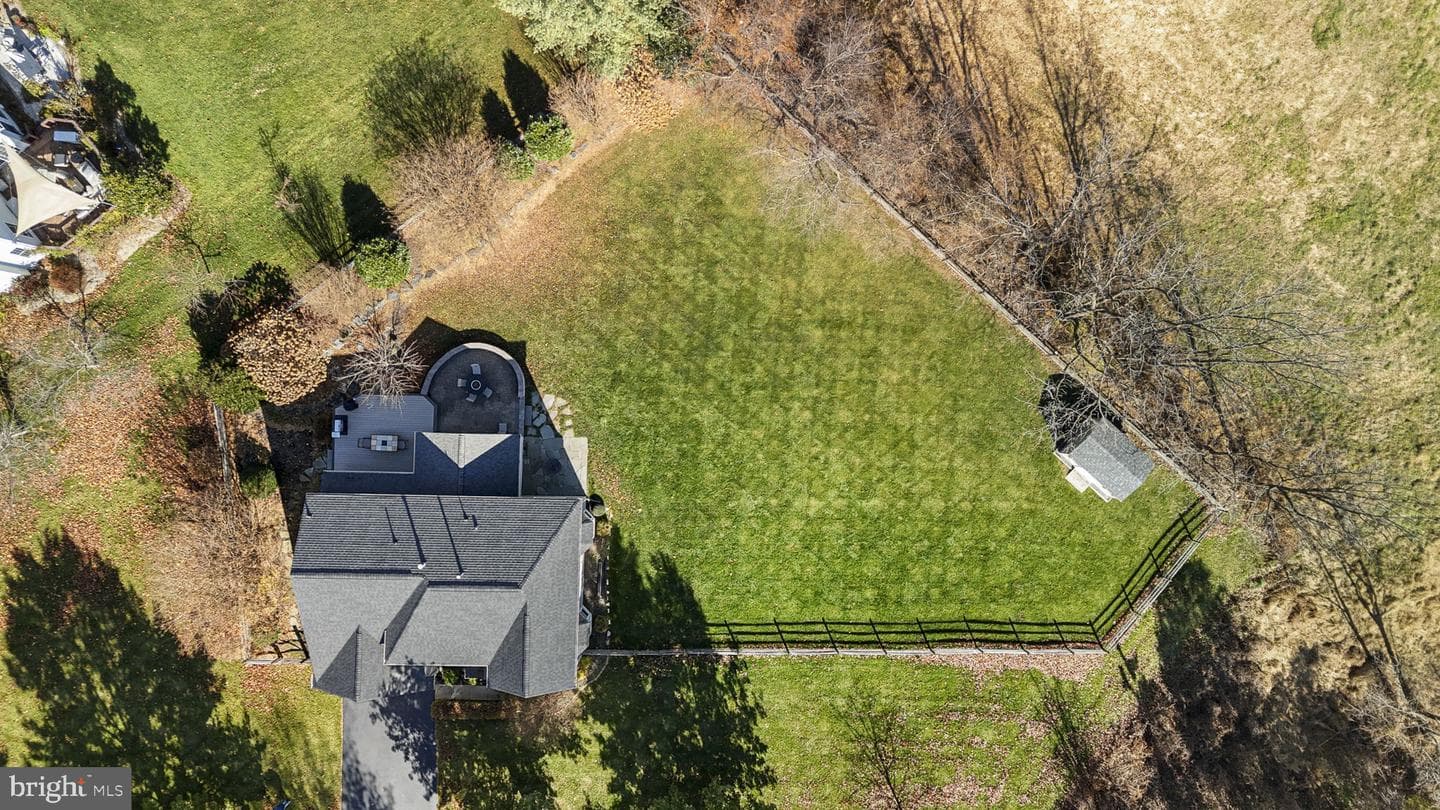 18 Stanford Drive photo 13