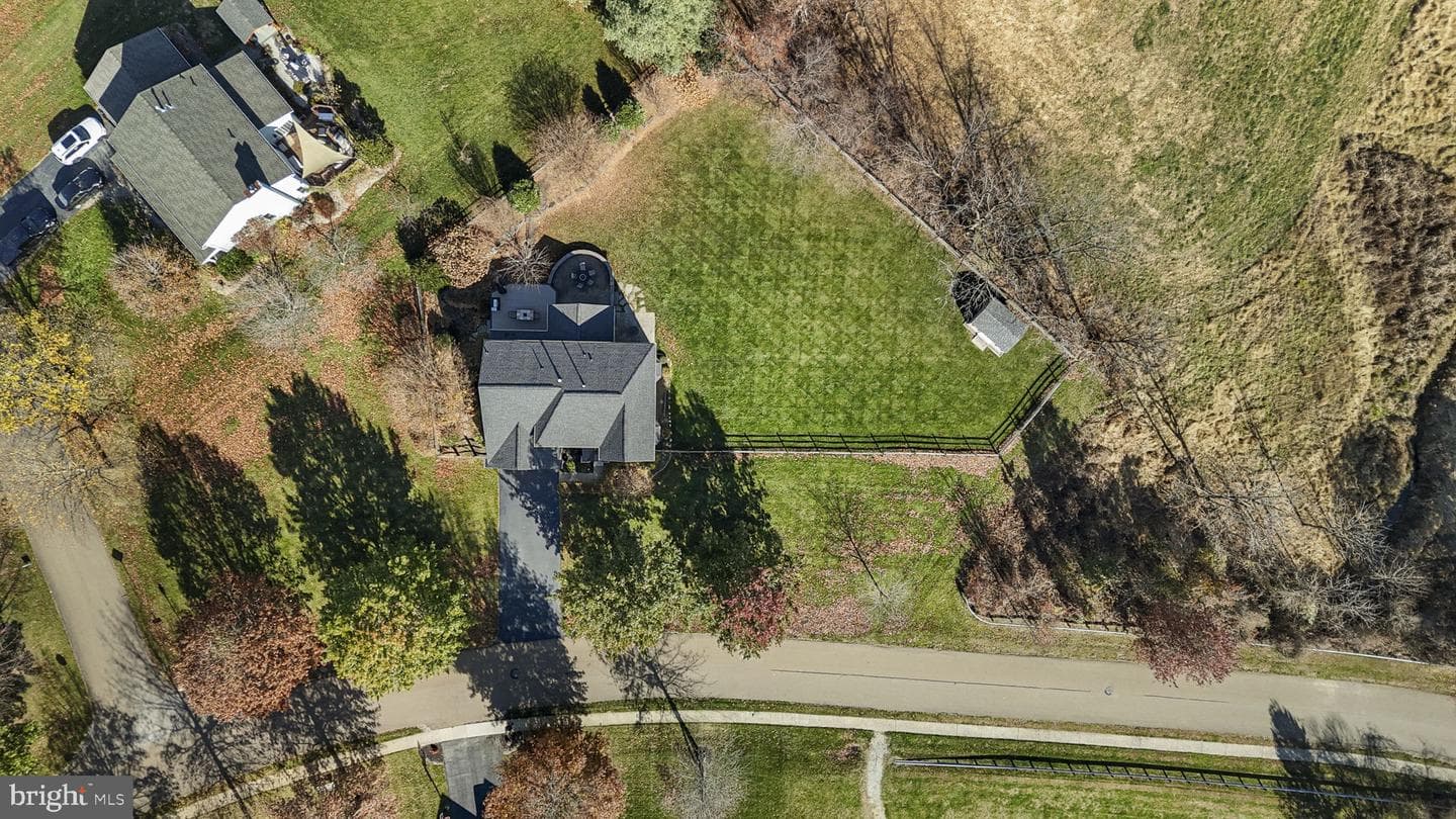 18 Stanford Drive photo 14