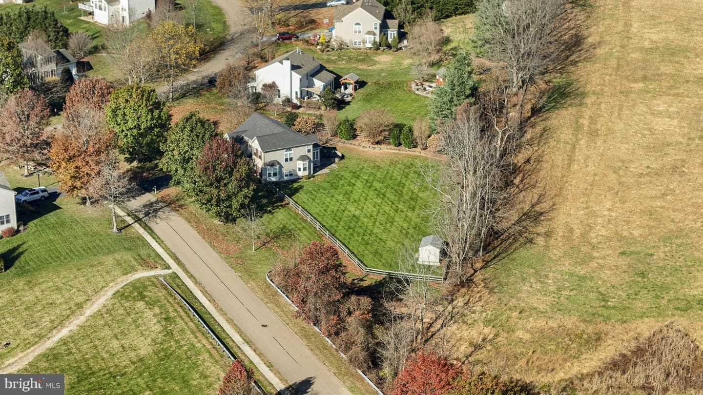 18 Stanford Drive photo 15