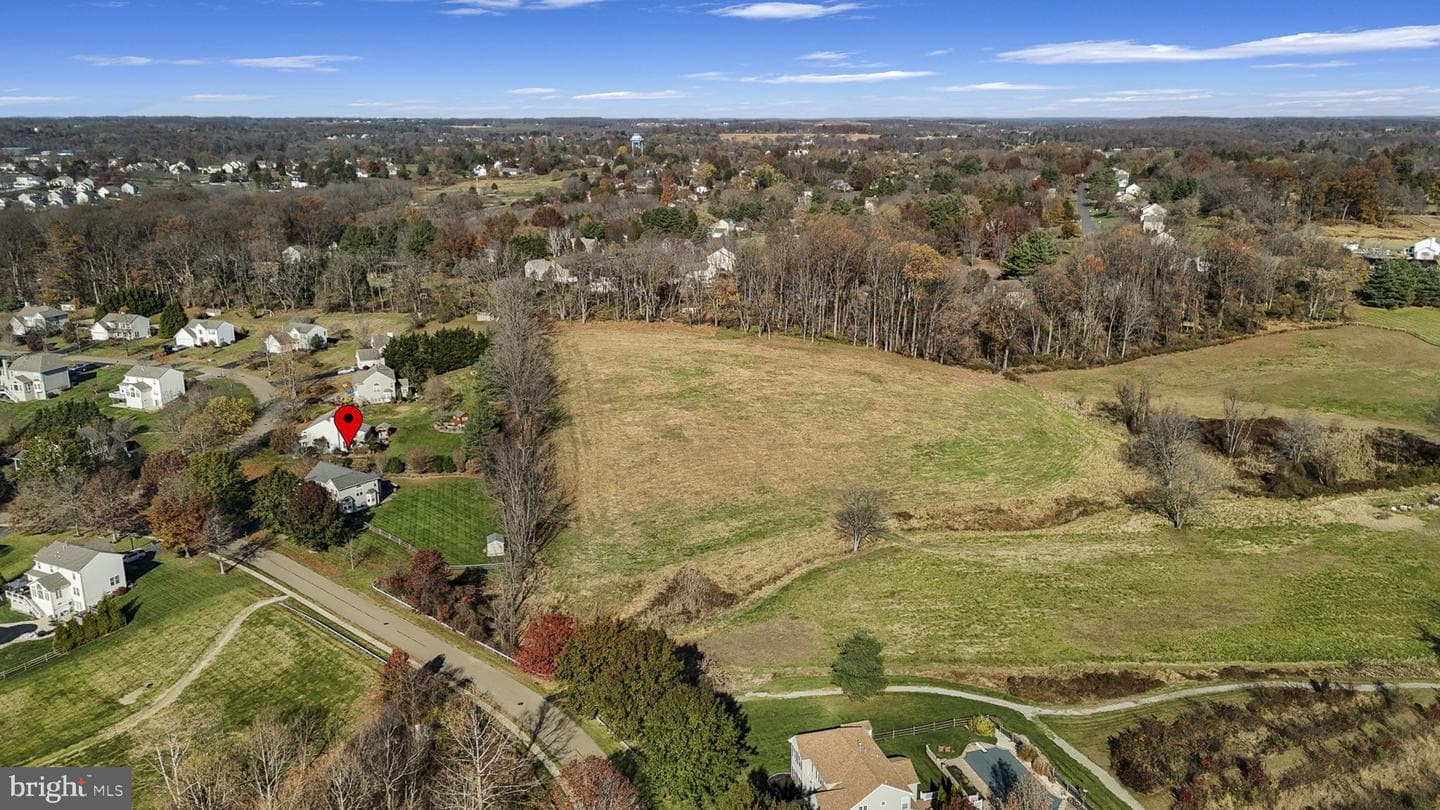 18 Stanford Drive photo 19