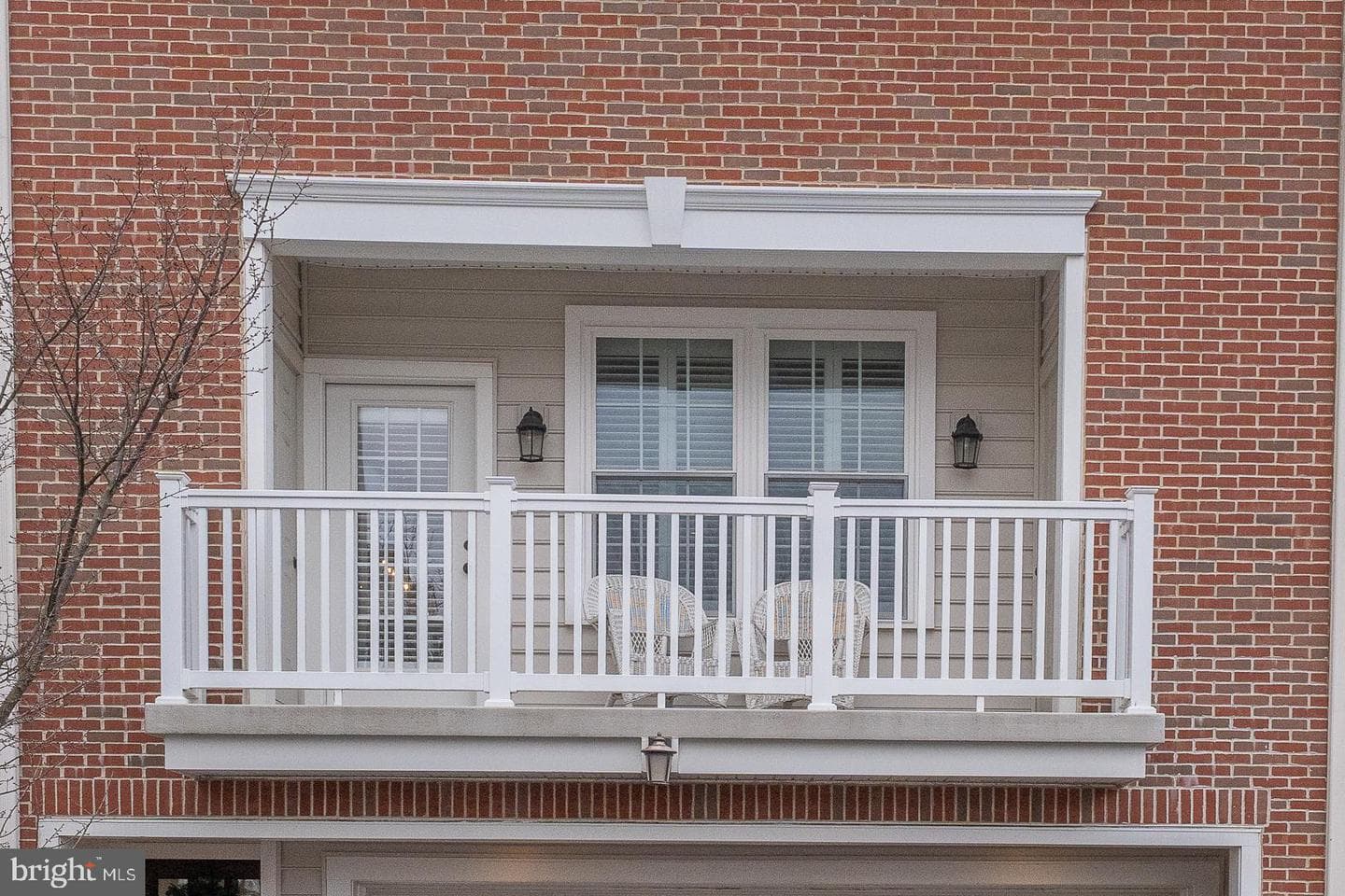 19 Village Square photo 26