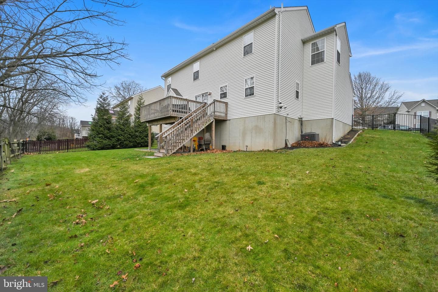 119 Turnberry Drive photo 34