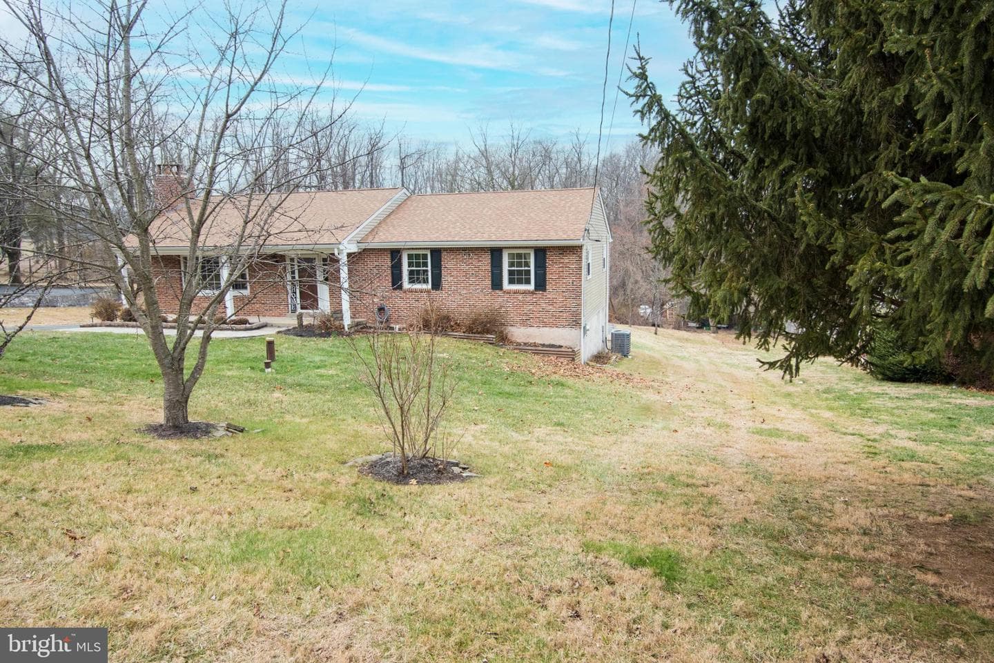 1287 Sheep Hill photo 3