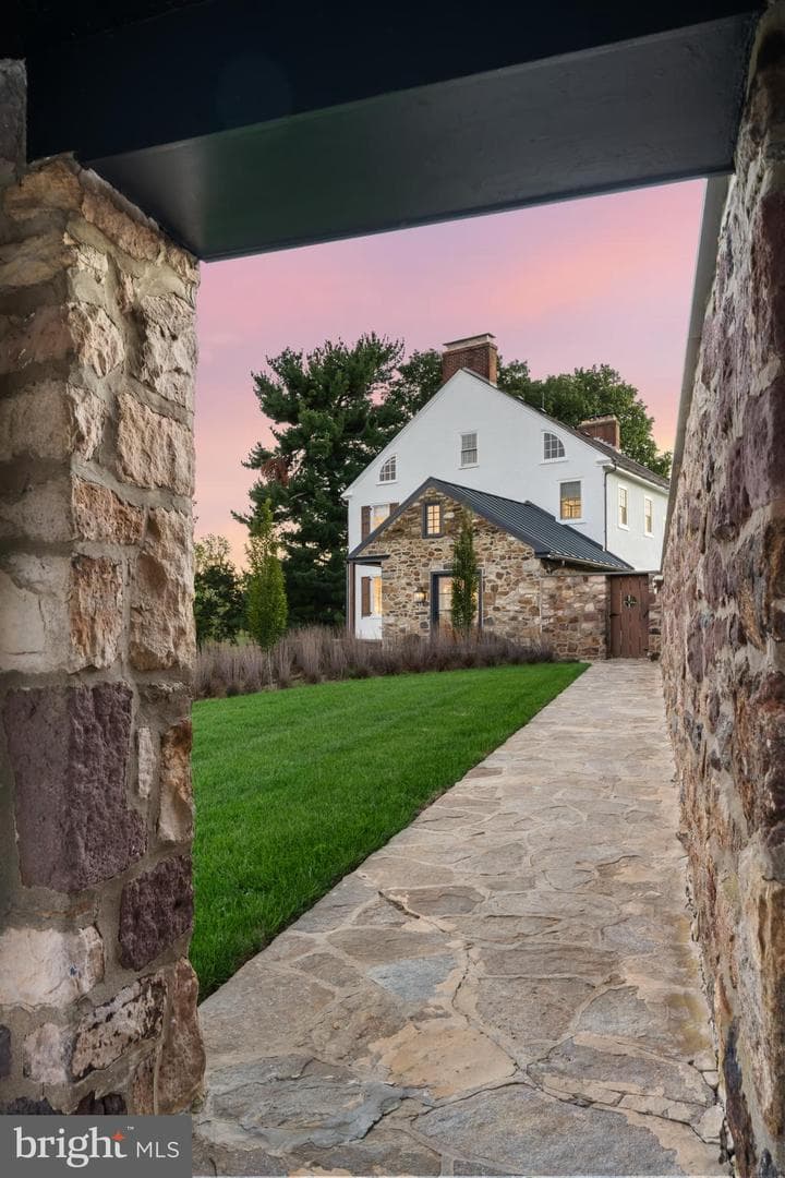 864 Grubbs Mill Road photo 3