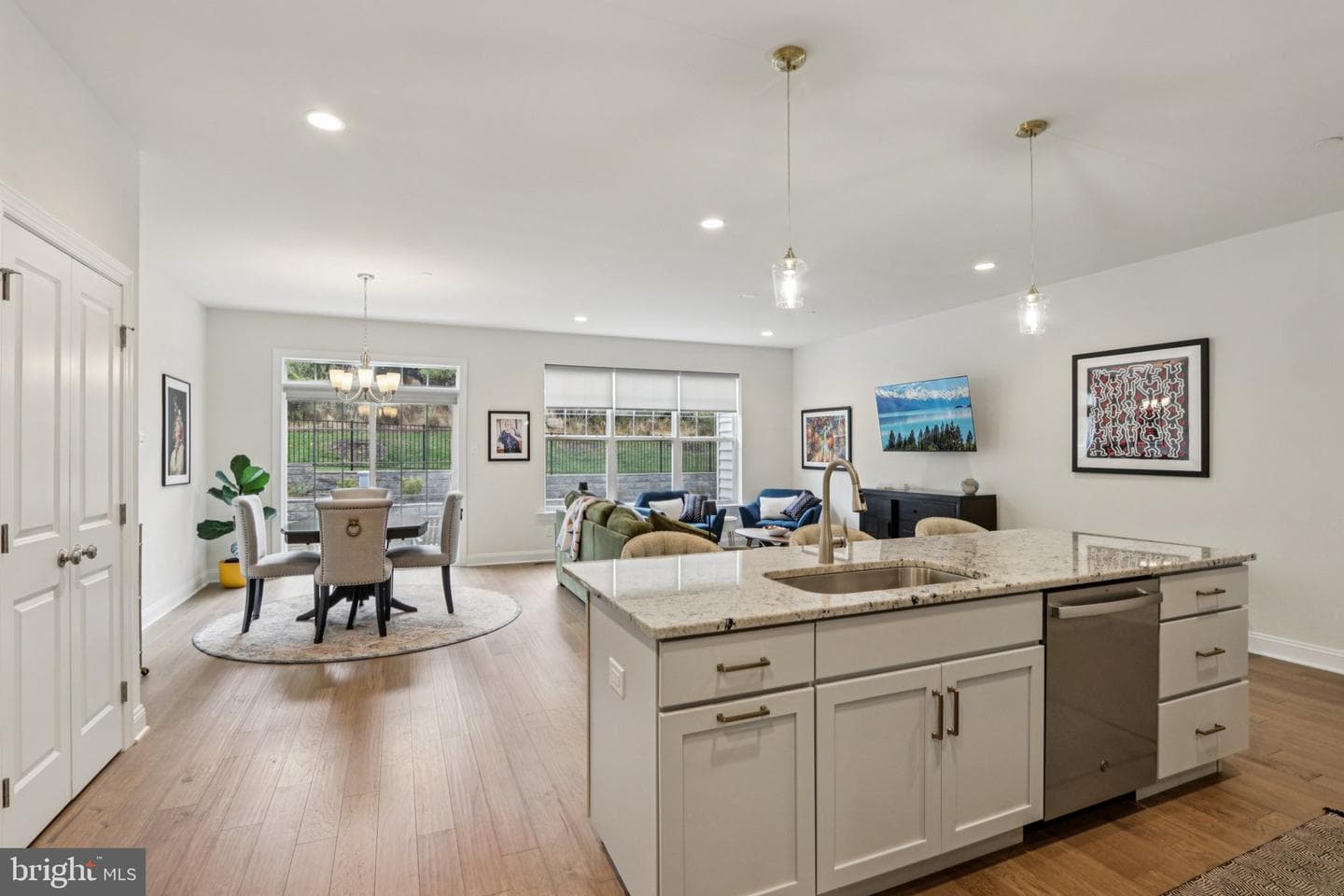 52 Juliet Lane photo 2