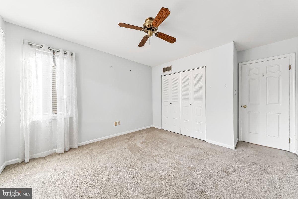 1112 Mews Lane photo 34