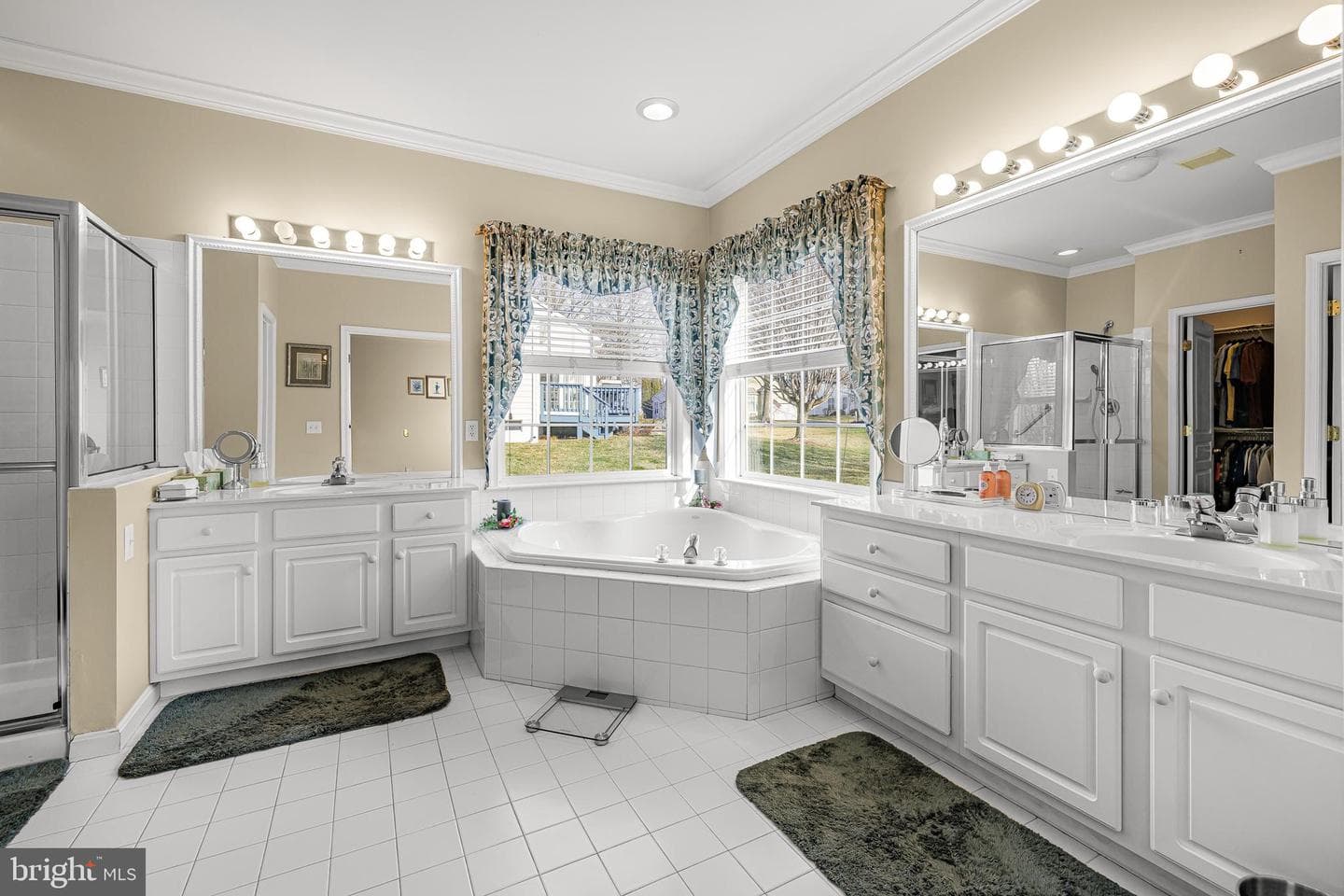 104 Dylan Circle photo 18