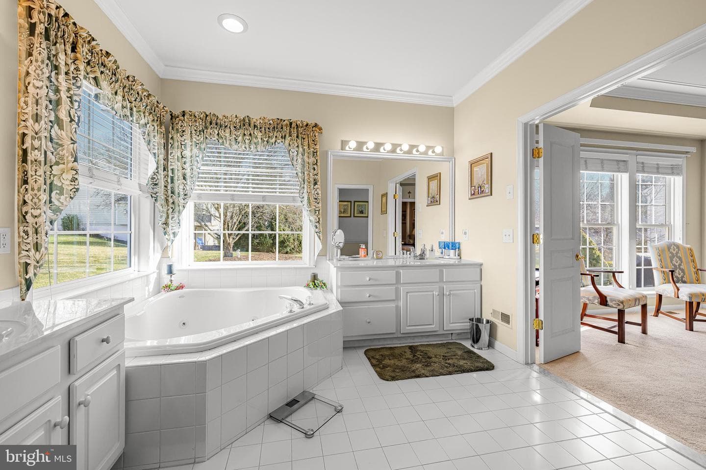 104 Dylan Circle photo 19