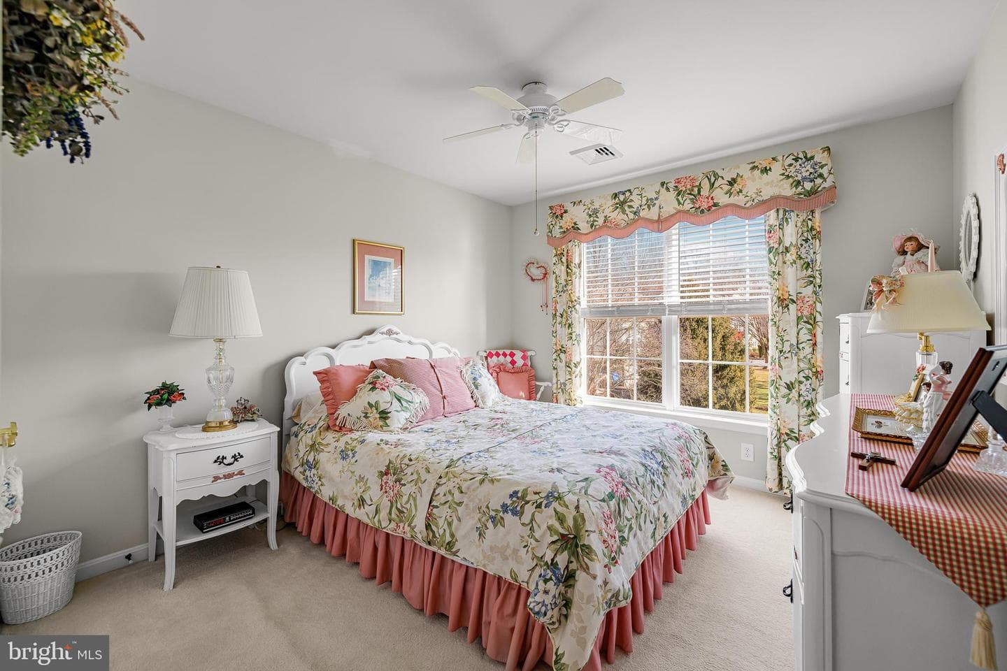 104 Dylan Circle photo 39