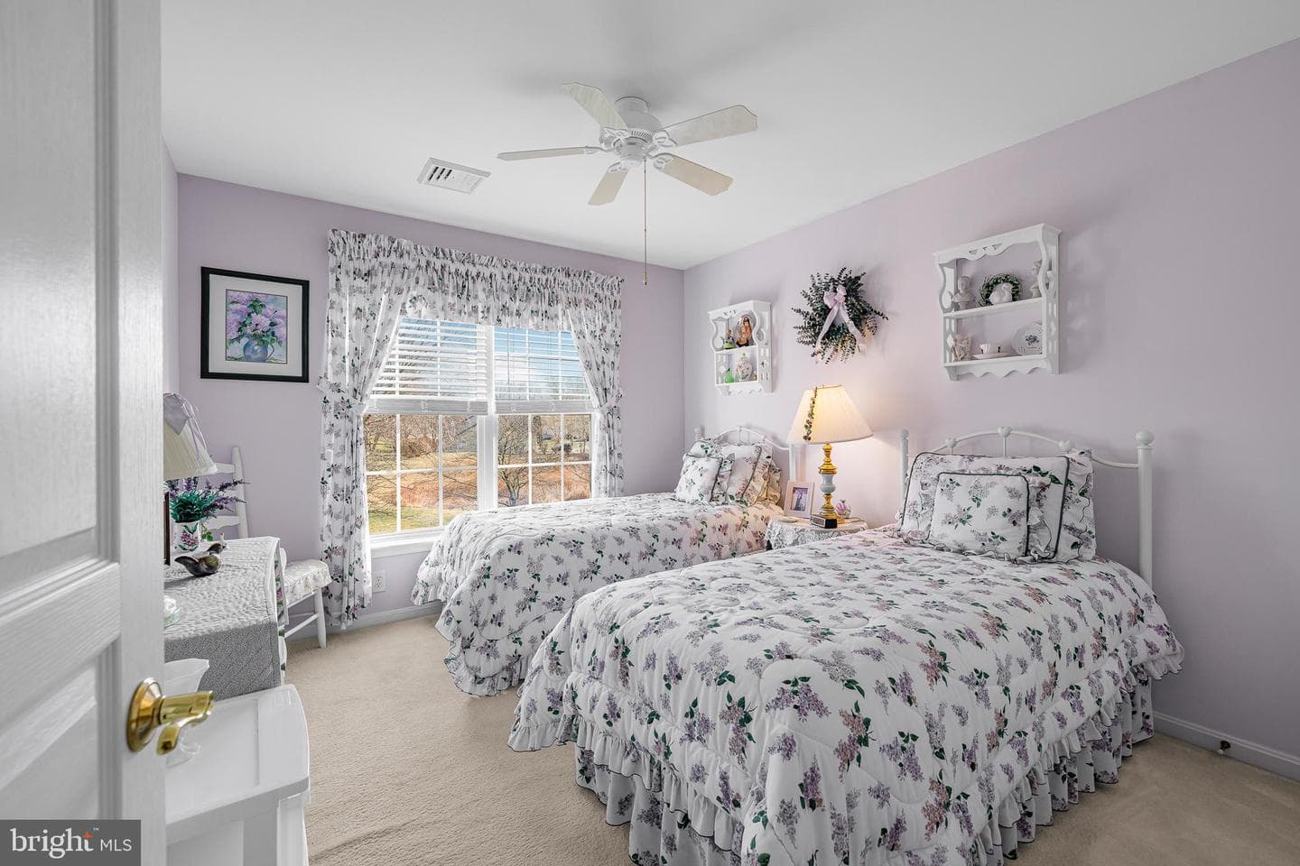 104 Dylan Circle photo 40