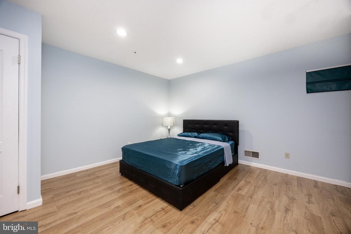 351 Huntington Court #15 photo 11