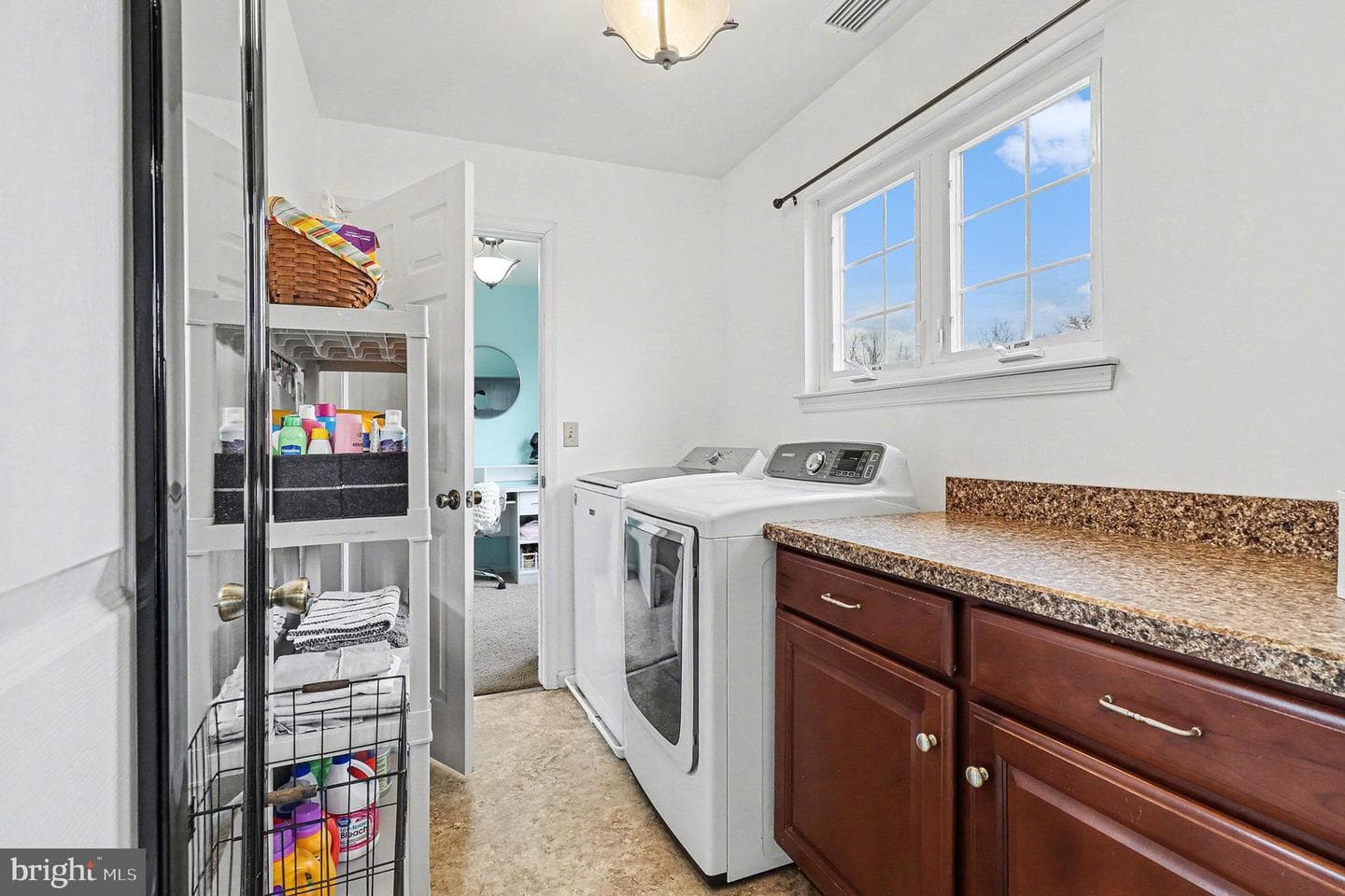 1007 Wyoming Circle photo 32