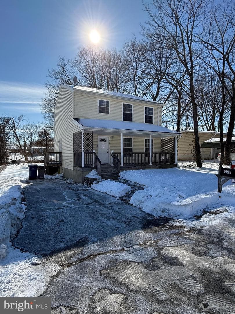 929 W Main Street