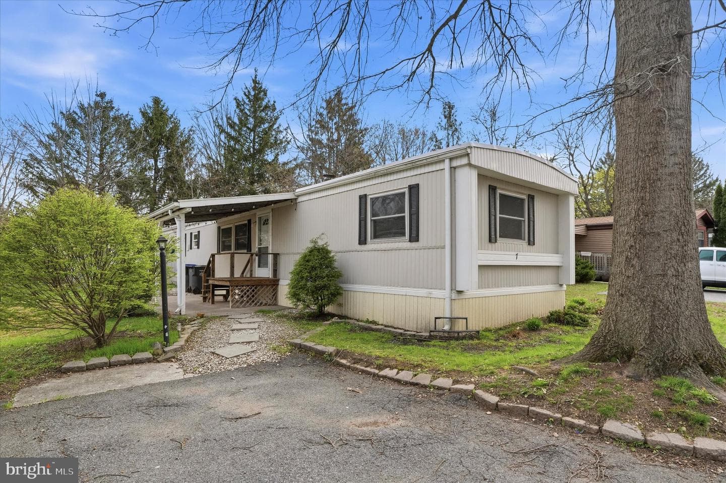 7 Oak Drive