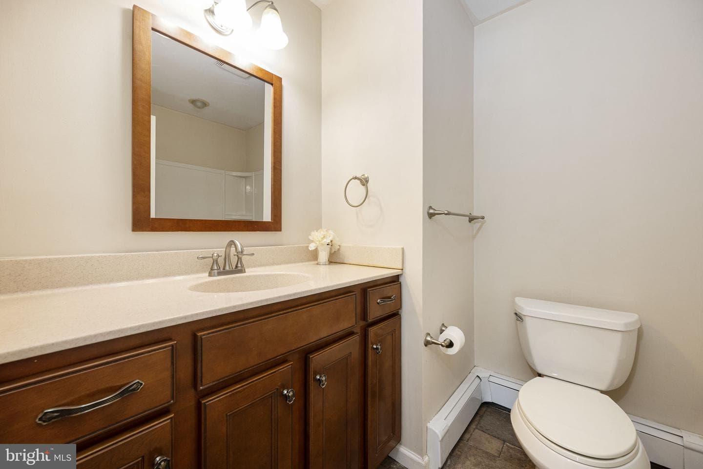 220 Coldstream Road photo 19