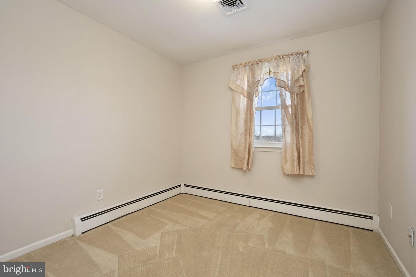 220 Coldstream Road photo 23