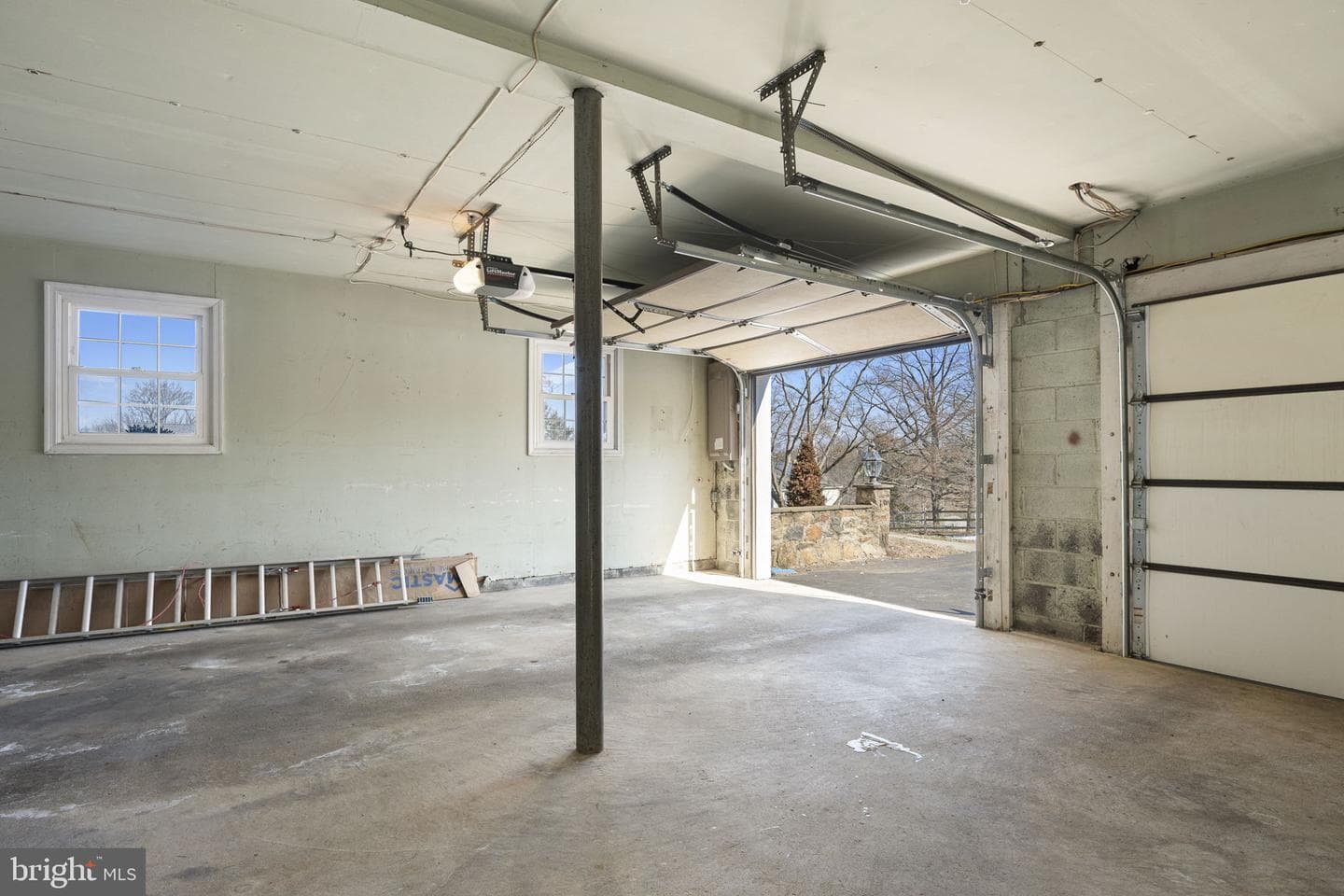 220 Coldstream Road photo 30