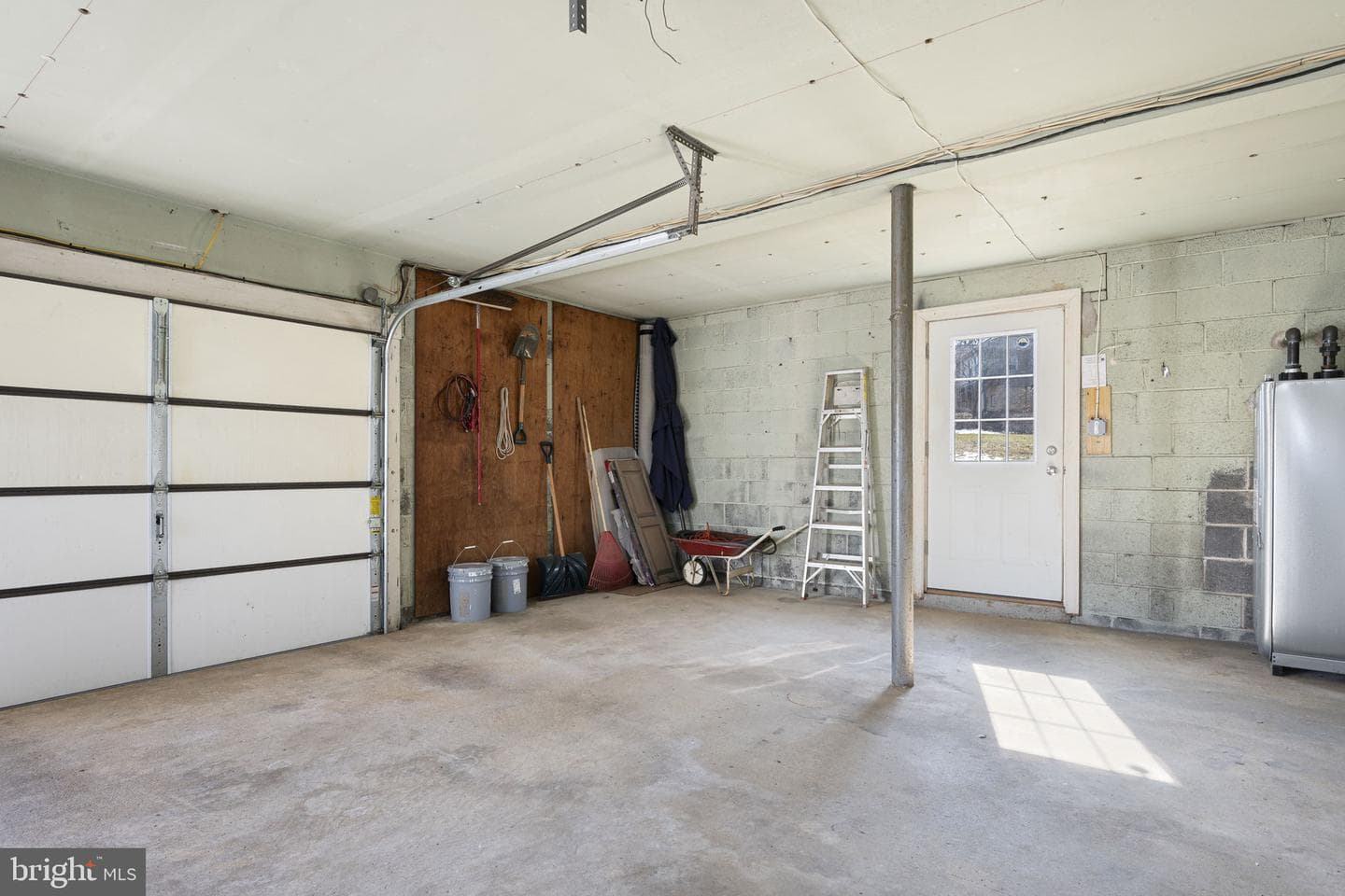 220 Coldstream Road photo 31