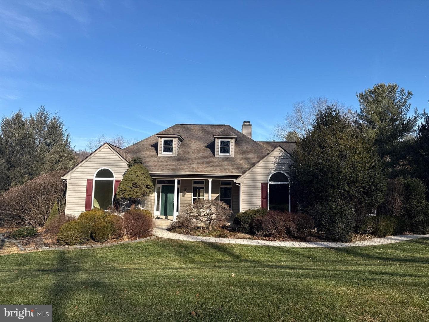 839 Frank Road photo 1