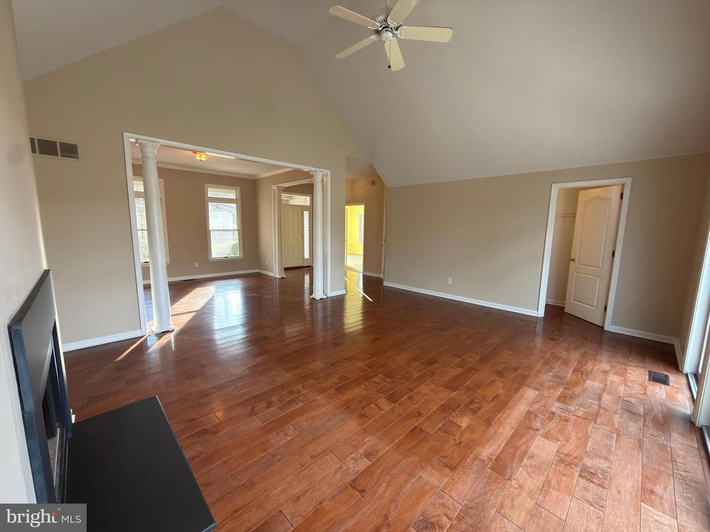 839 Frank Road photo 10