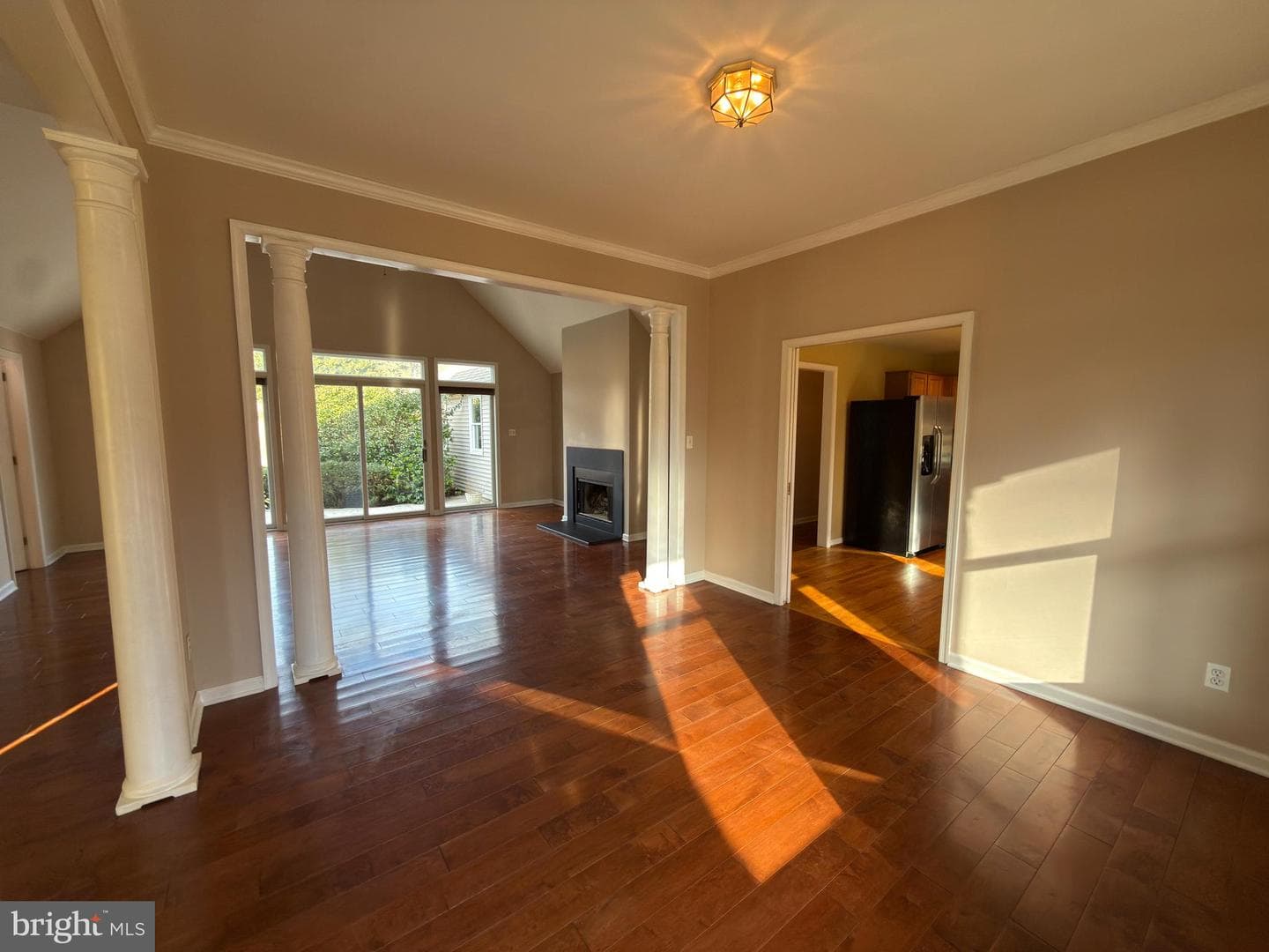 839 Frank Road photo 11